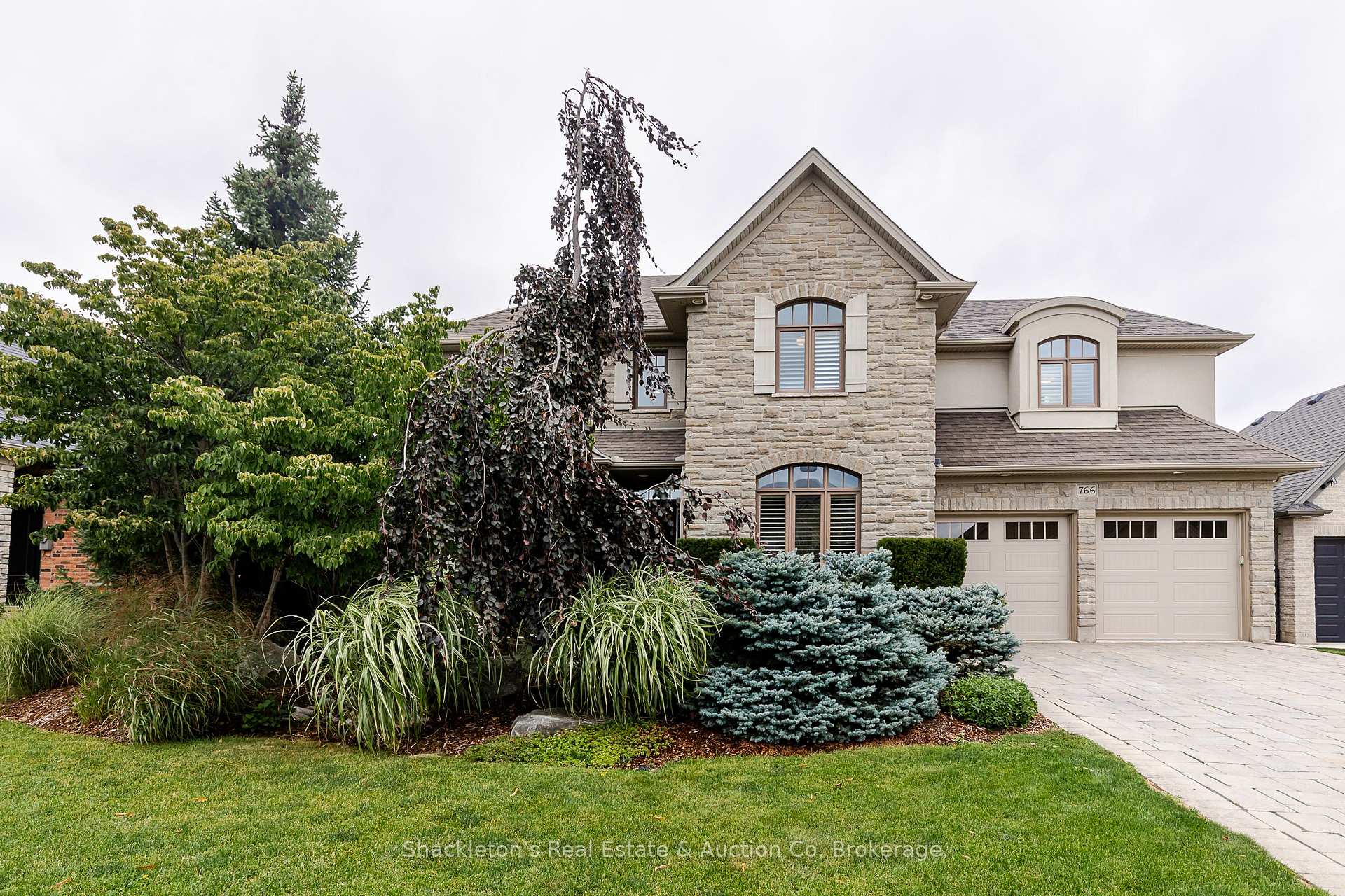 766 Eagletrace Drive, London North, ON N6G 0E9