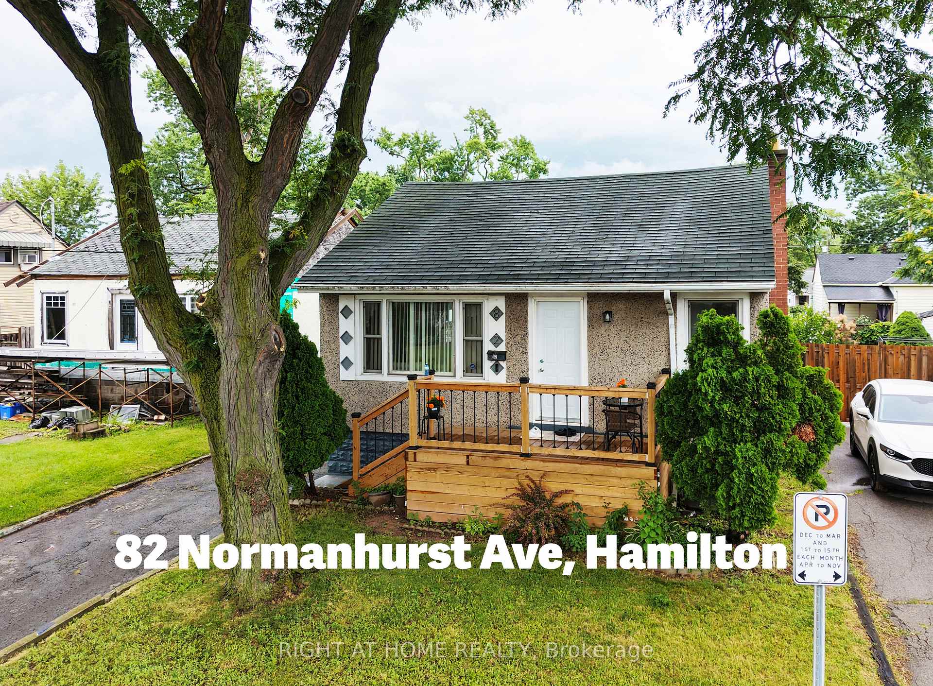82 Normanhurst Avenue, Hamilton, ON L8H 5M6