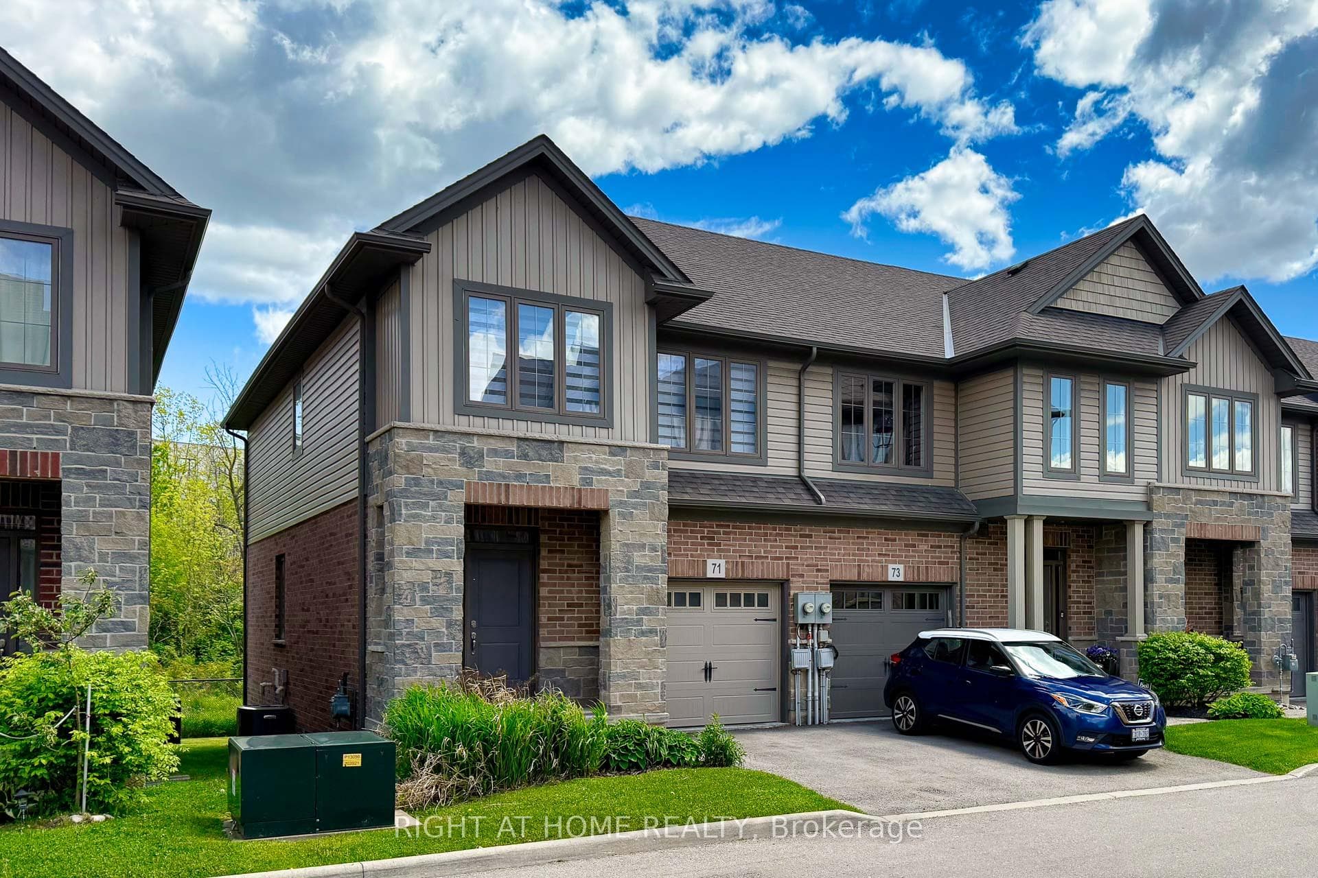 71 Southshore Crescent, Hamilton, ON L8E 0J3