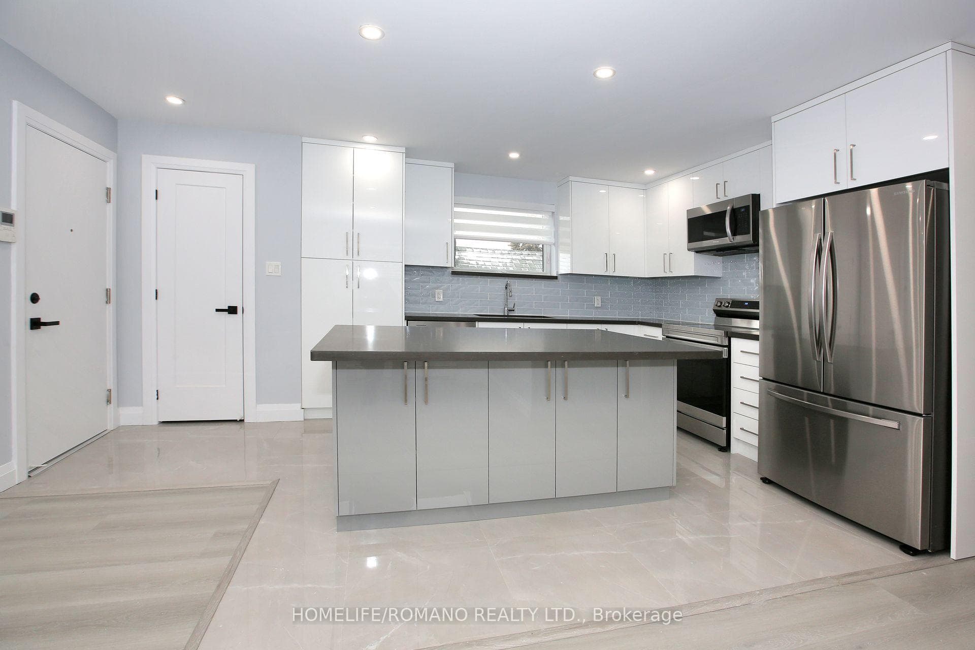 177 Robina Avenue A, Toronto, ON M6C 3Y8
