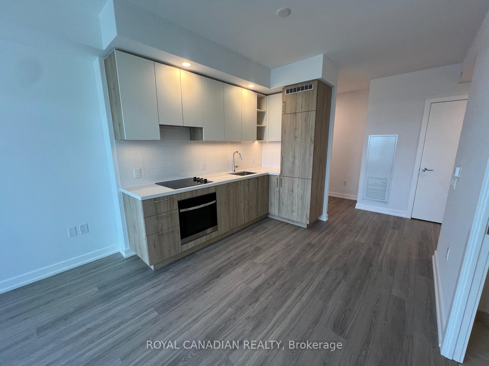 21 Meadowvale Road 613, Vaughan, ON L4K 0H6