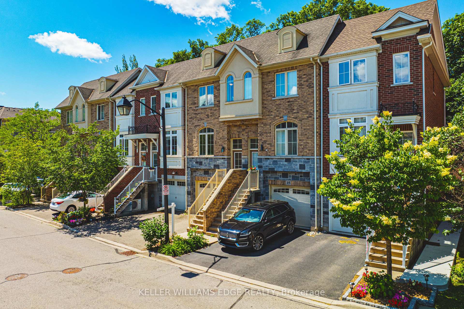 181 Plains Road W 14, Burlington, ON L7T 0B1