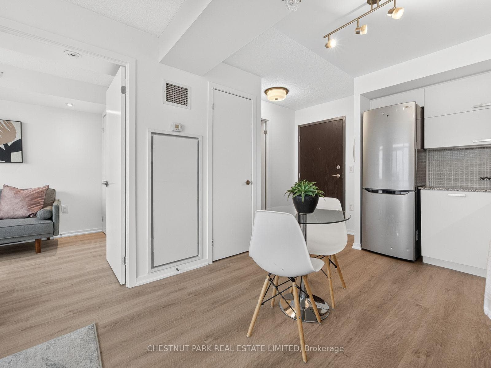 36 Lisgar Street 2111E, Toronto, ON M6J 0C7