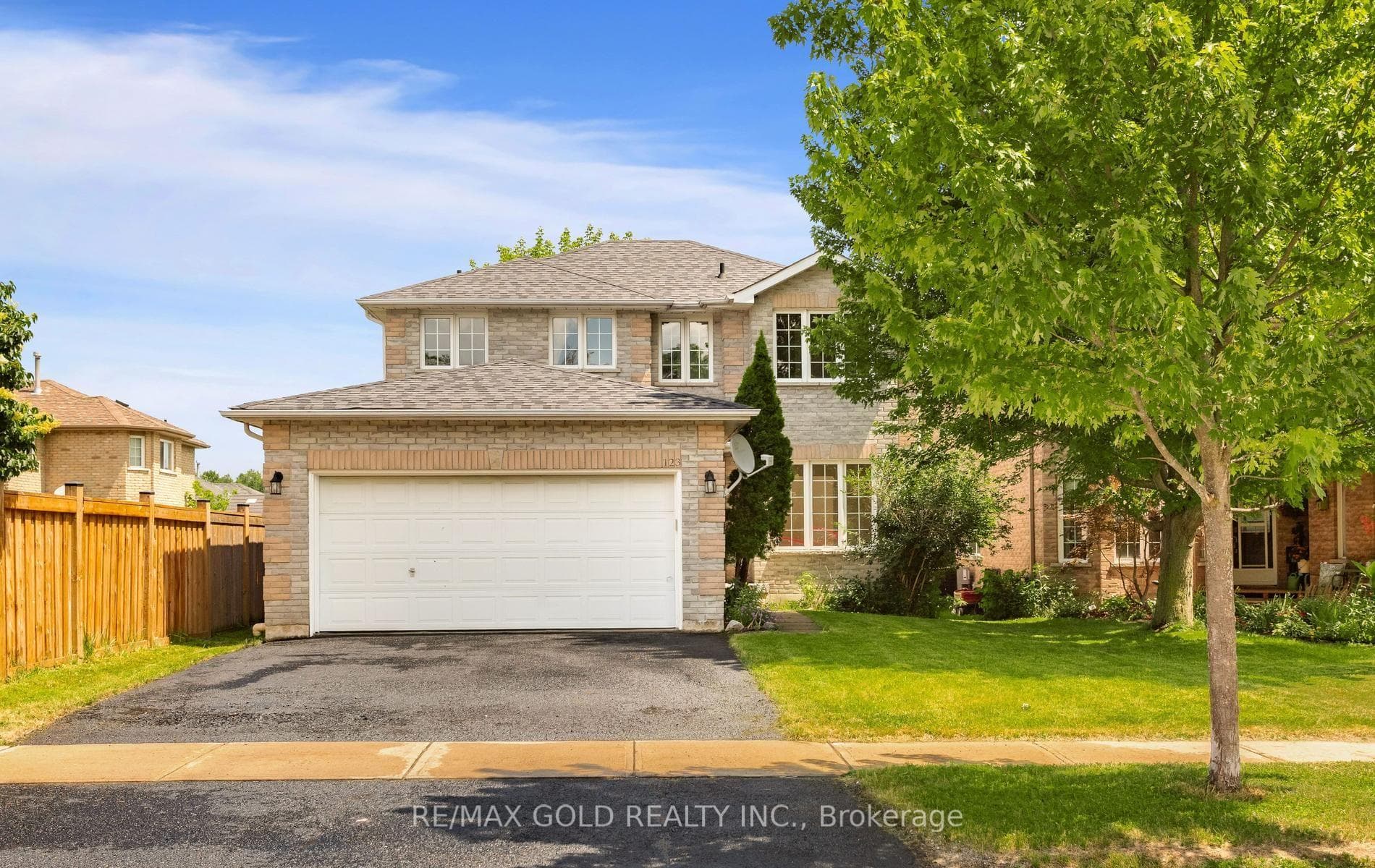 123 Ruffet Drive, Barrie, ON L4N 0P2