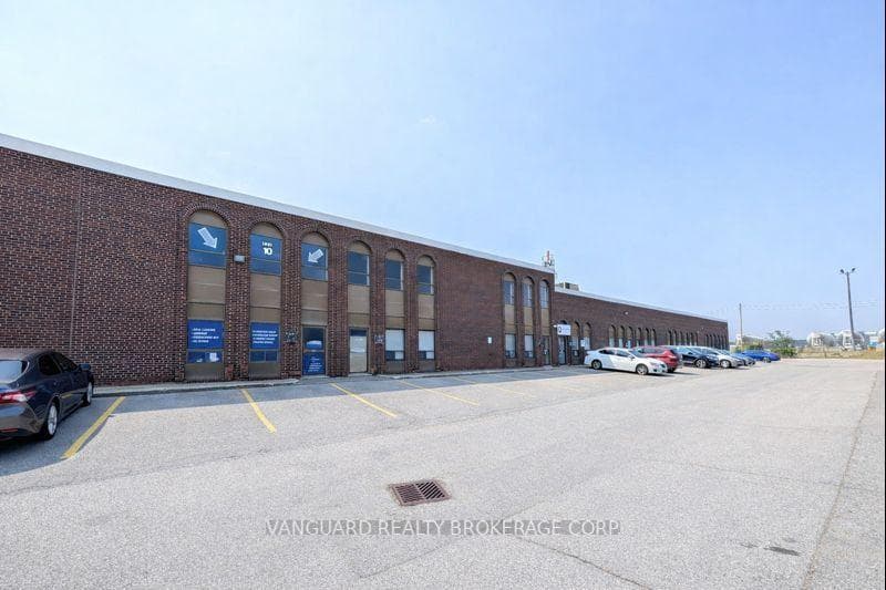 4478 Chesswood Drive 8-9, Toronto, ON M3J 2B9