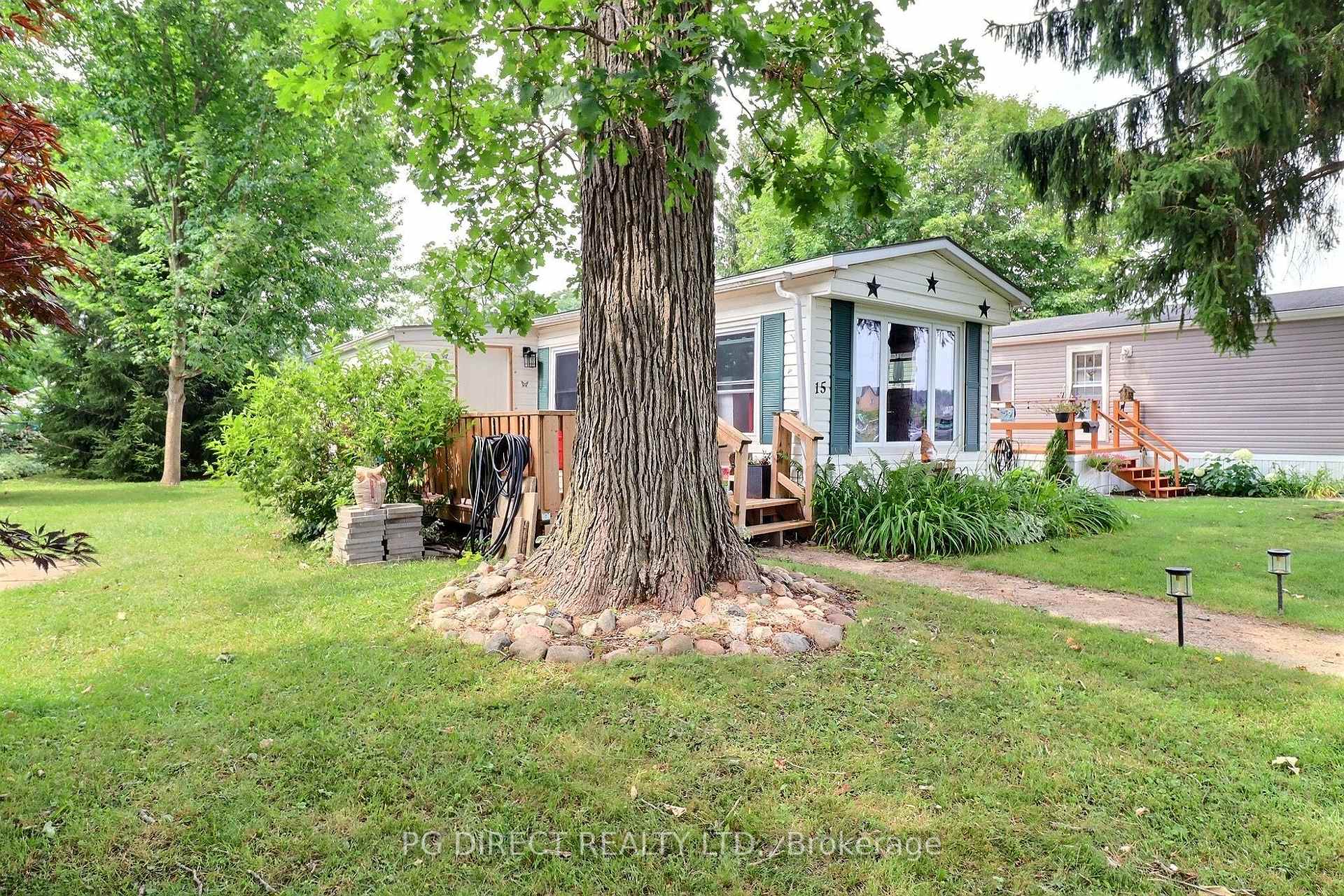 200 Agnes Street 15, Thames Centre, ON N0M 1P0