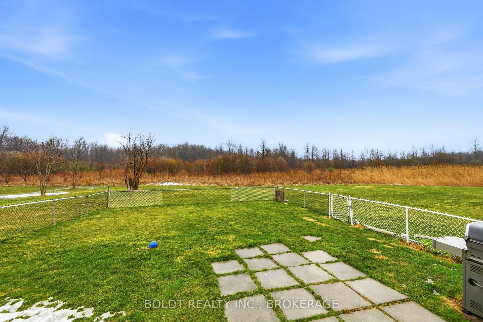 4720 College Road, Fort Erie, ON L0S 1S0