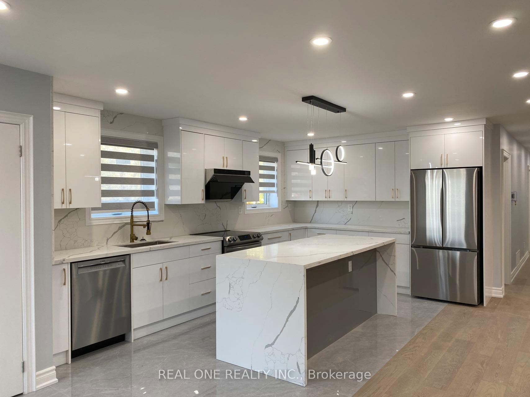 1186 Shadeland Drive ROOM U2, Mississauga, ON L5C 1P4