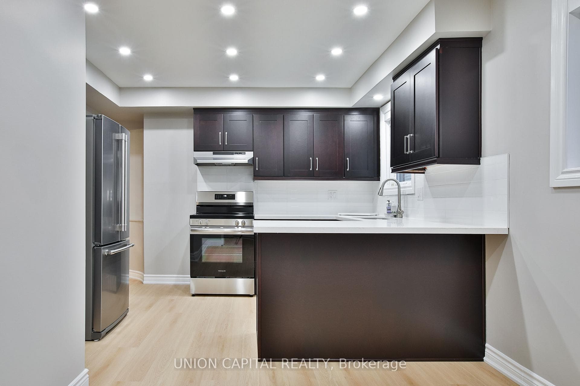 131 Romfield Circuit Lower, Markham, ON L3T 3H7