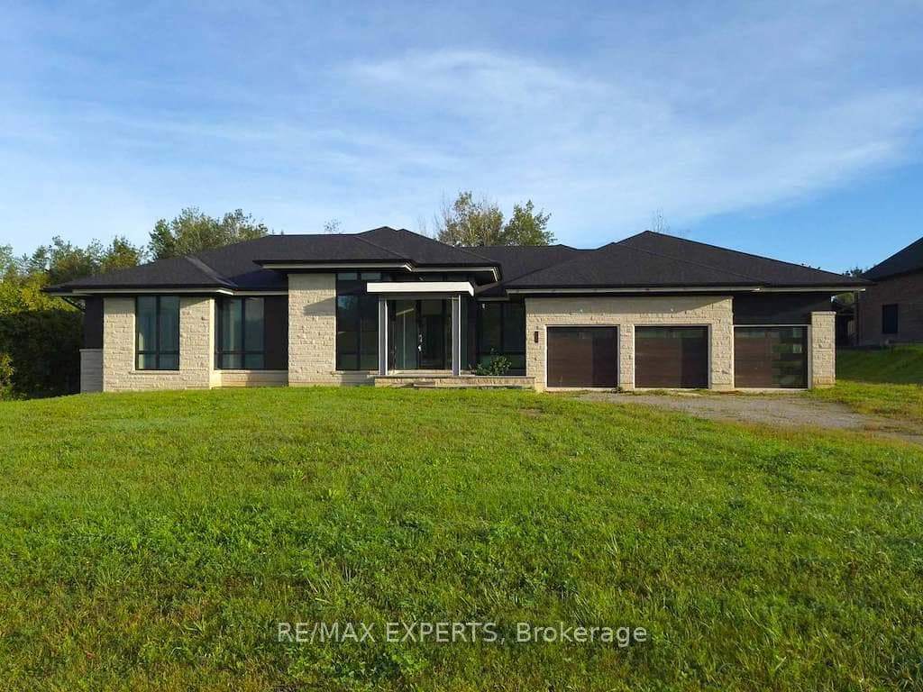130 Dale Crescent, Bradford West Gwillimbury, ON L0L 1L0