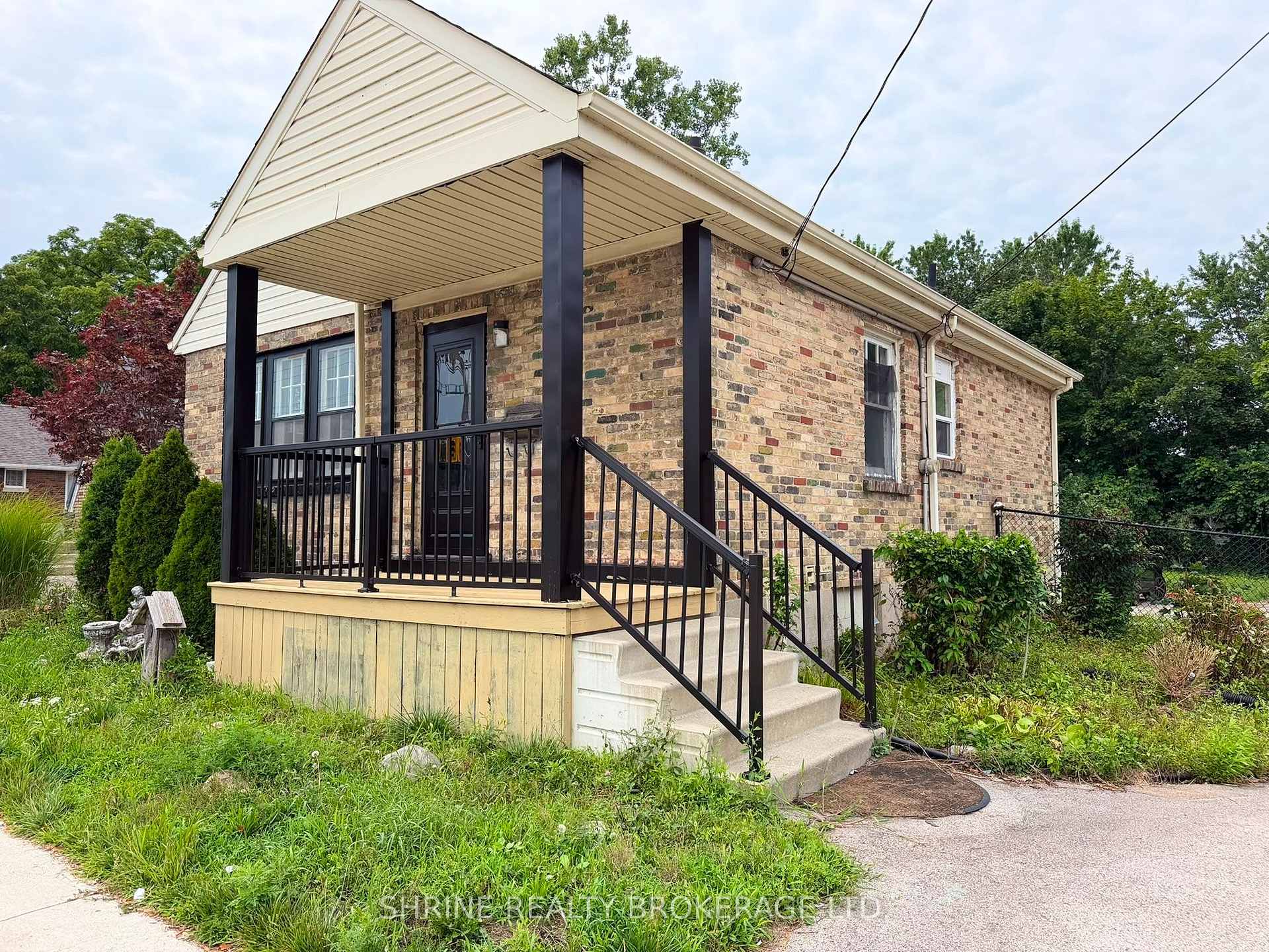 367 Springbank Drive, London South, ON N6J 1G7