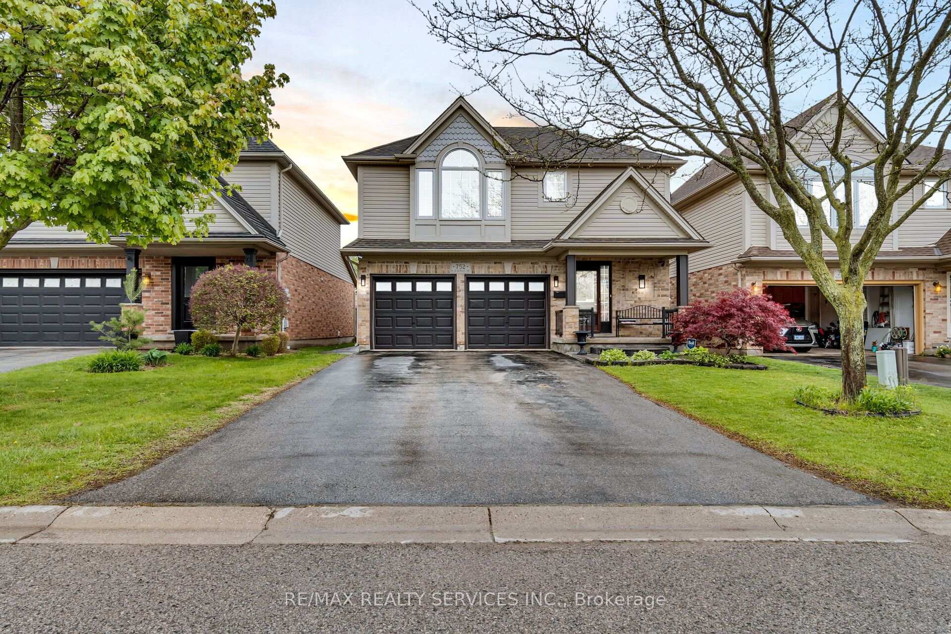 752 North Leaksdale Circle, London South, ON N6M 1M1