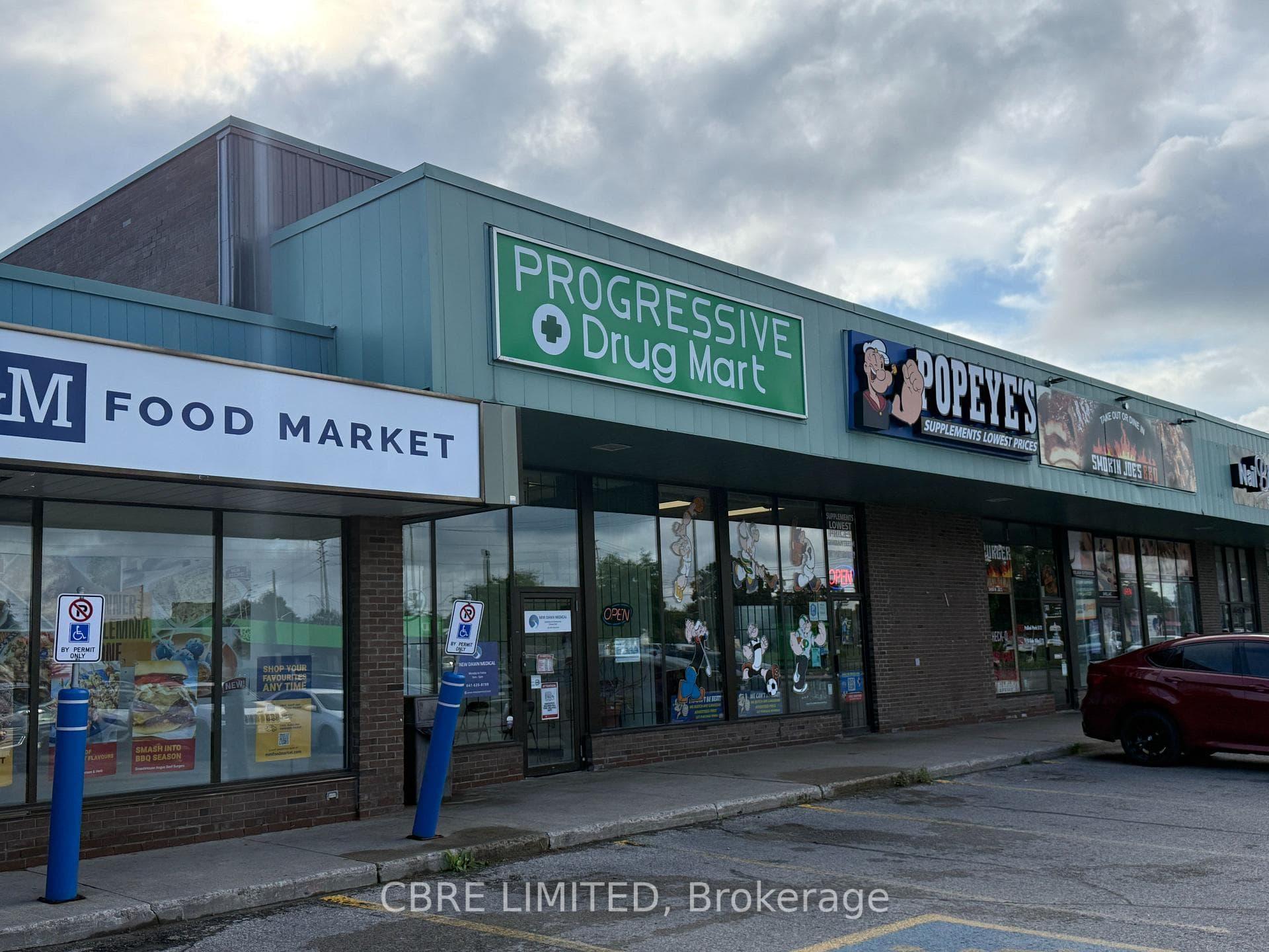 1920 Dundas Street 105, London East, ON N5V 3P1