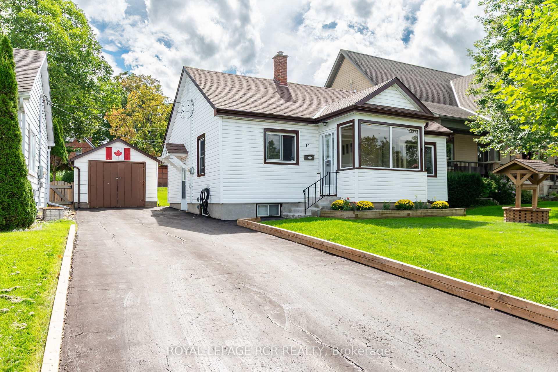 14 Elizabeth Street, Orangeville, ON L9W 1B9
