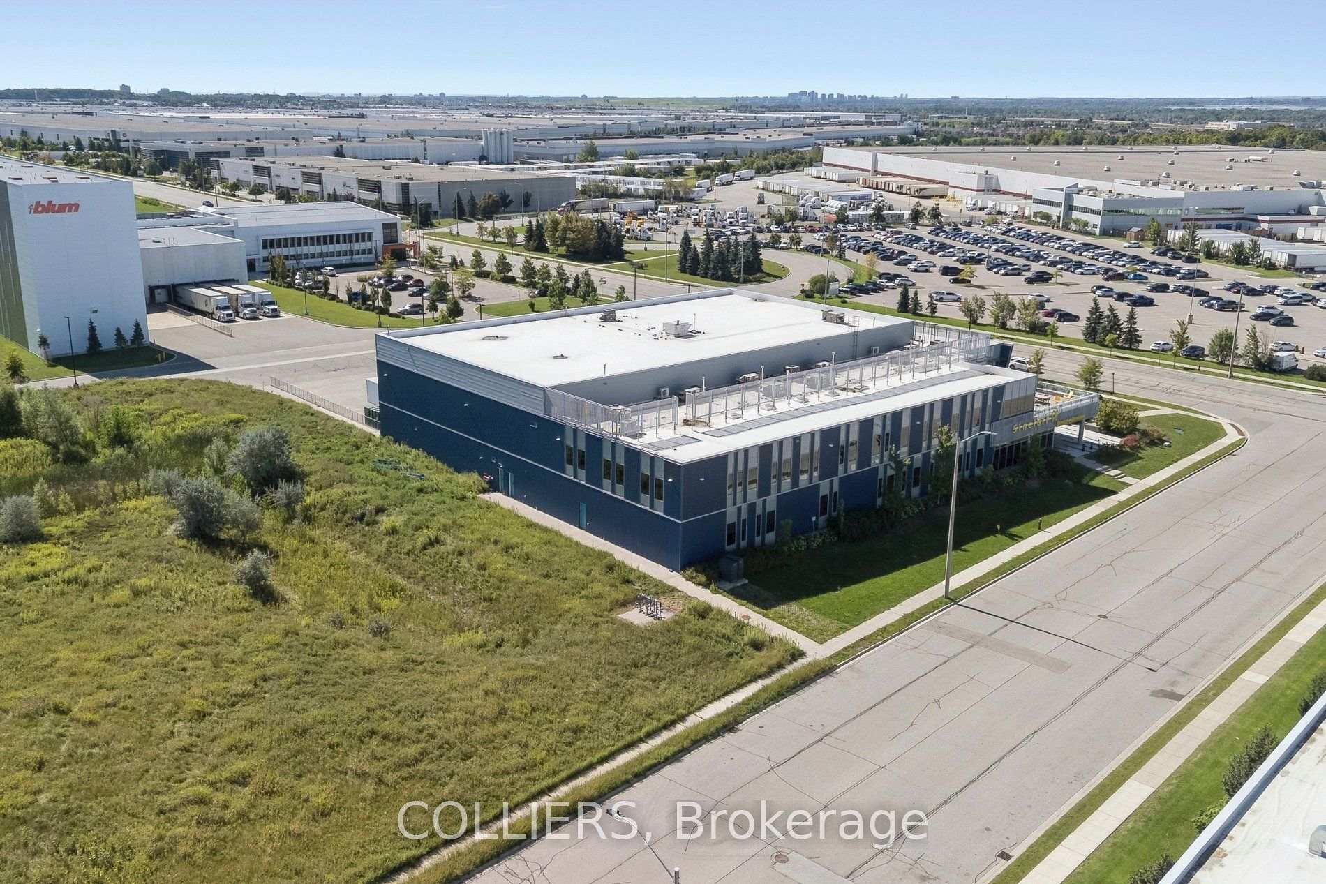 90 Skyway Drive, Mississauga, ON L5W 0H2