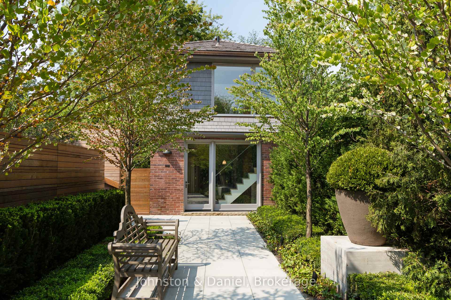 78 Roxborough Street E 400, Toronto, ON M4W 1V8