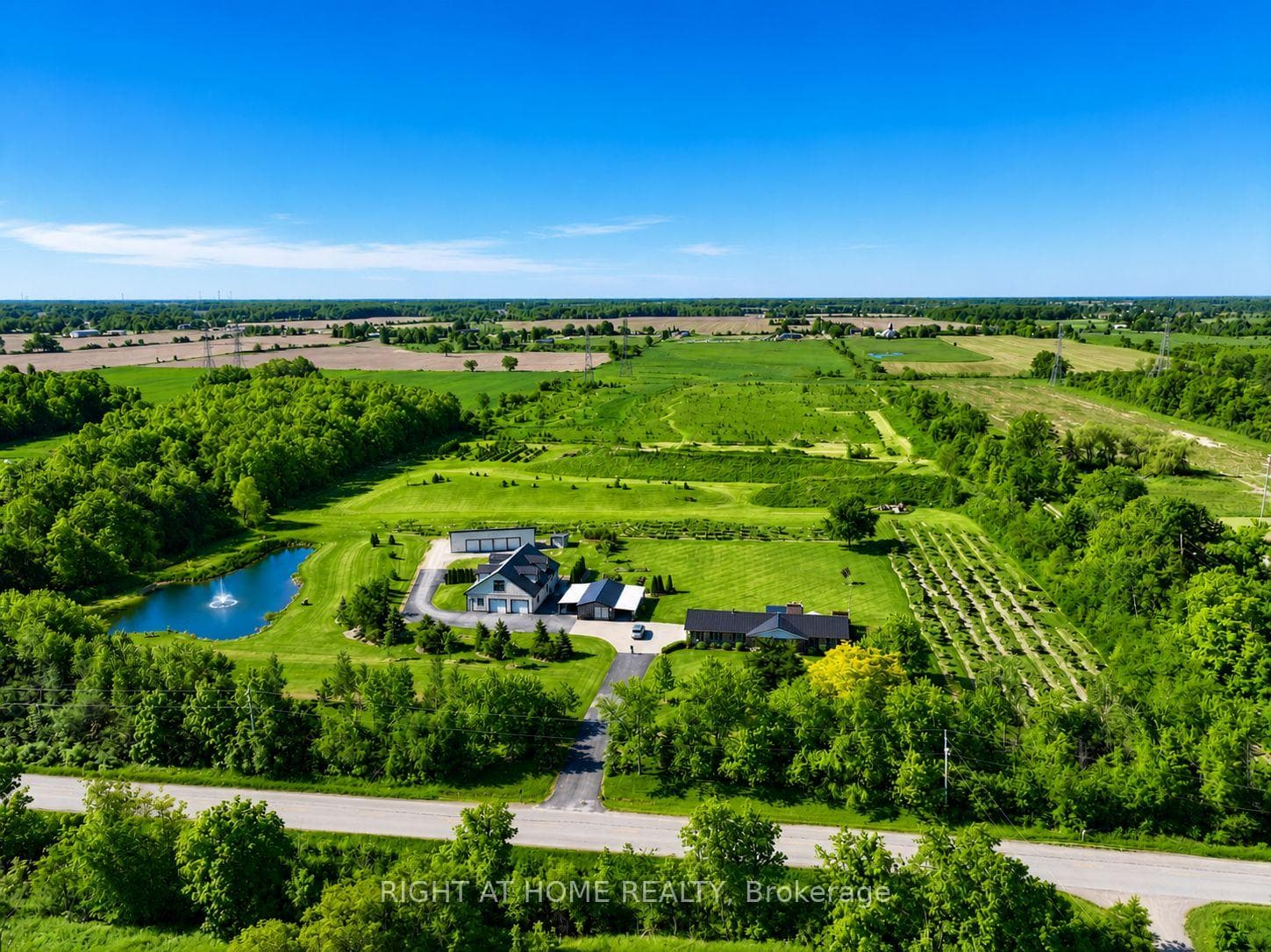 8350 Young Street, Grimsby, ON L0R 1M0