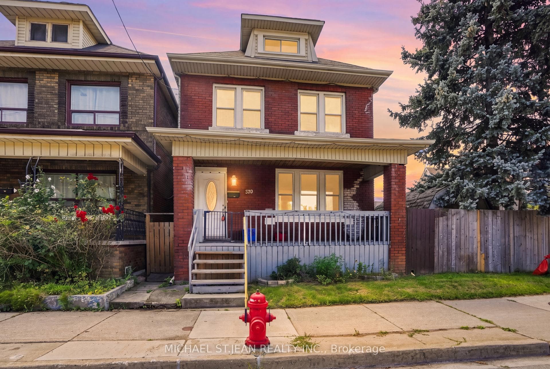 570 Cannon Street E, Hamilton, ON L8L 2G4