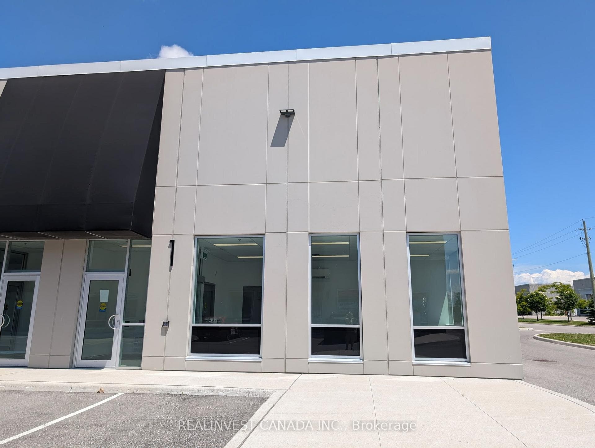 251 King Street 1, Barrie, ON L4N 6B5