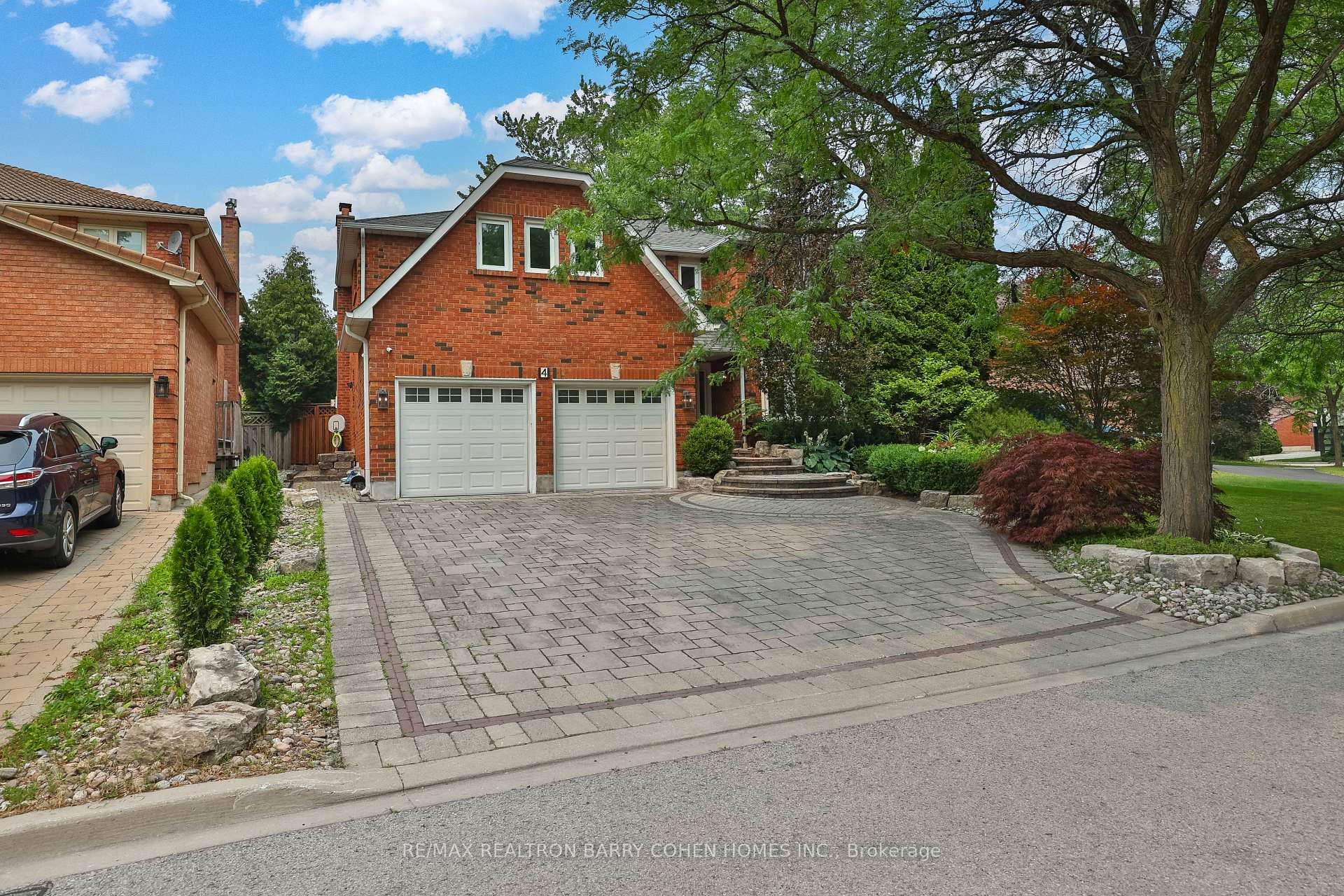 4 Hashbury Place, Markham, ON L3T 7H4