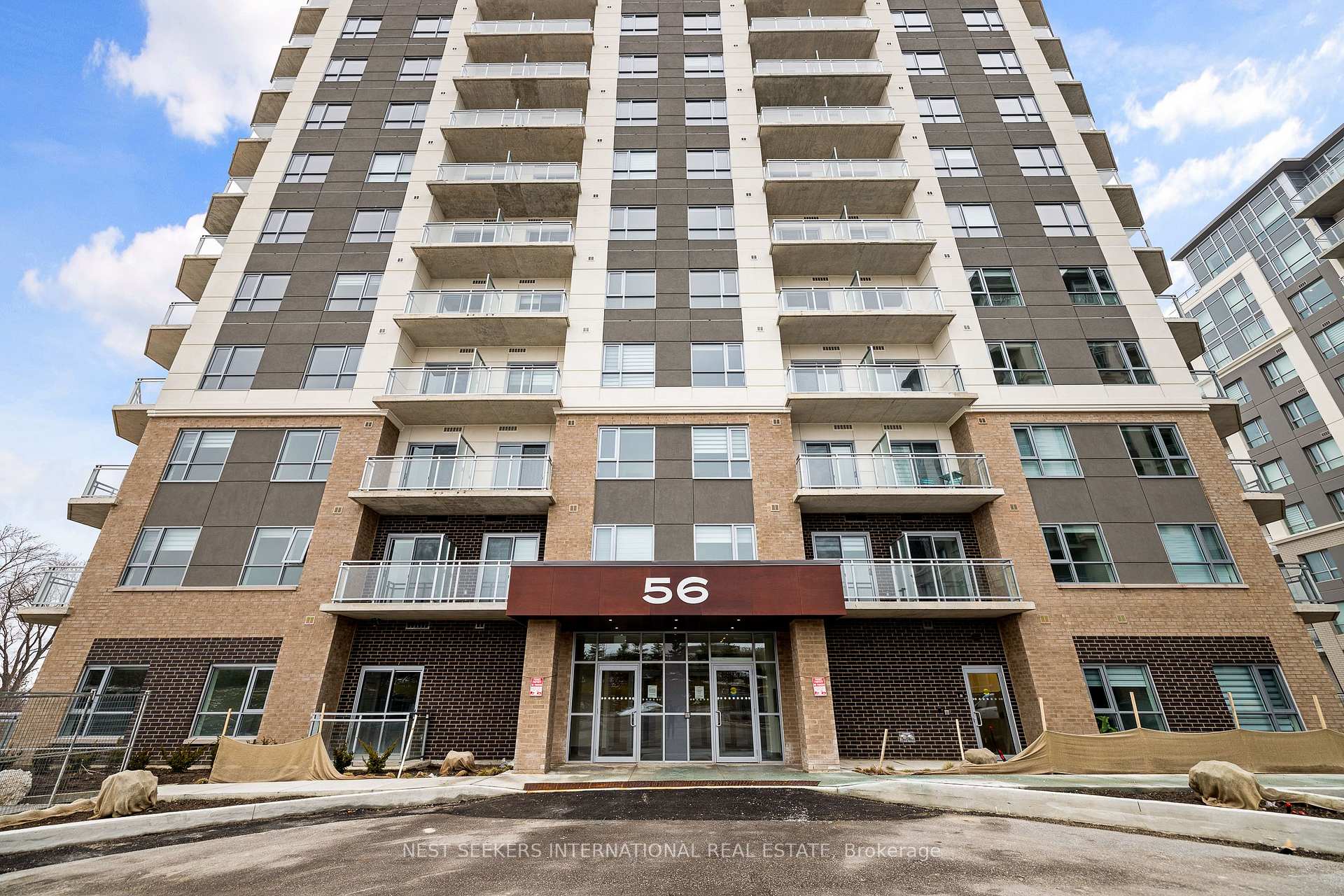 56 Lakeside Terrace 1001, Barrie, ON L4M 7B9