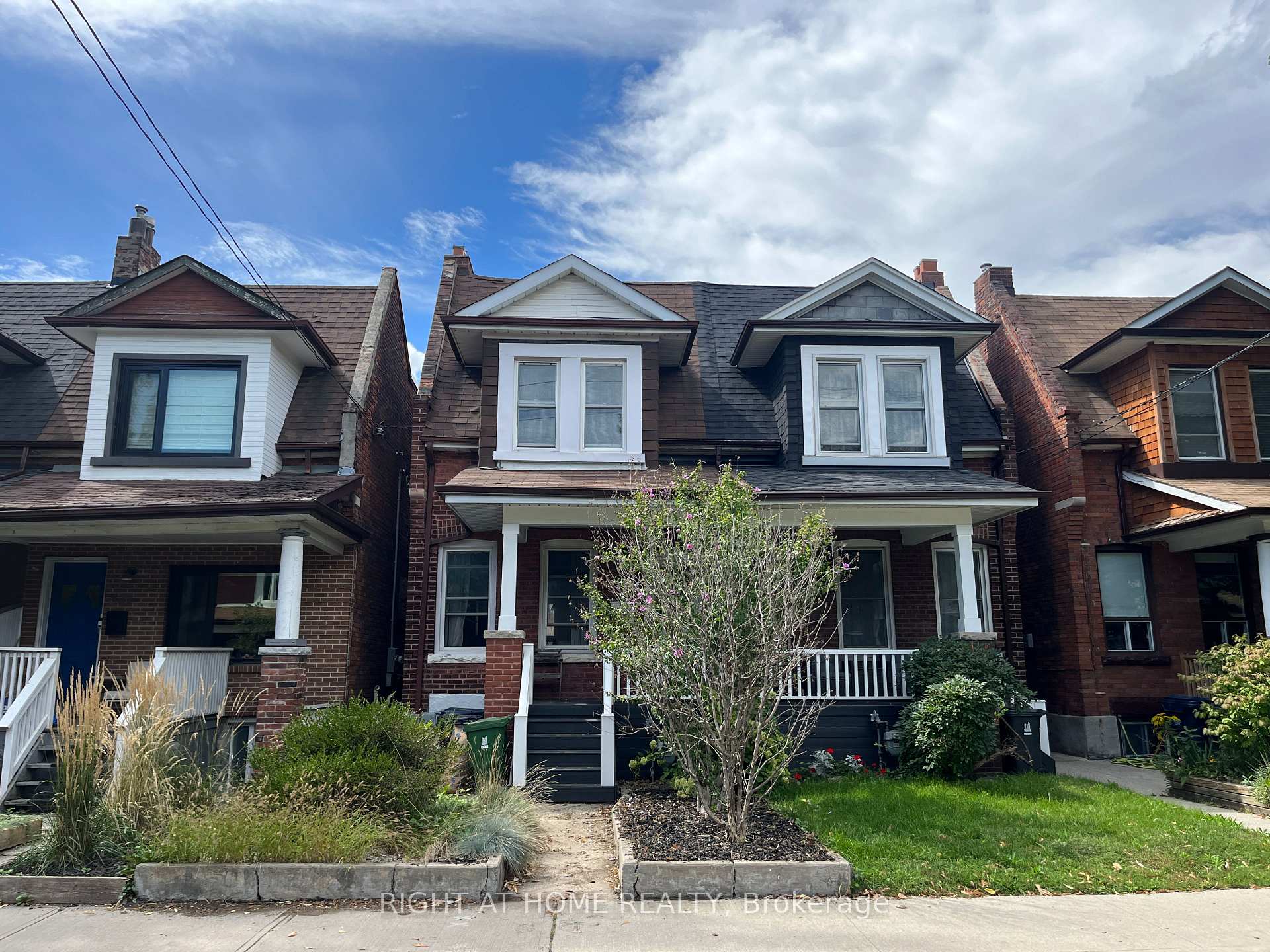 430 Brock Avenue Unit 1, Toronto, ON M6H 3N3