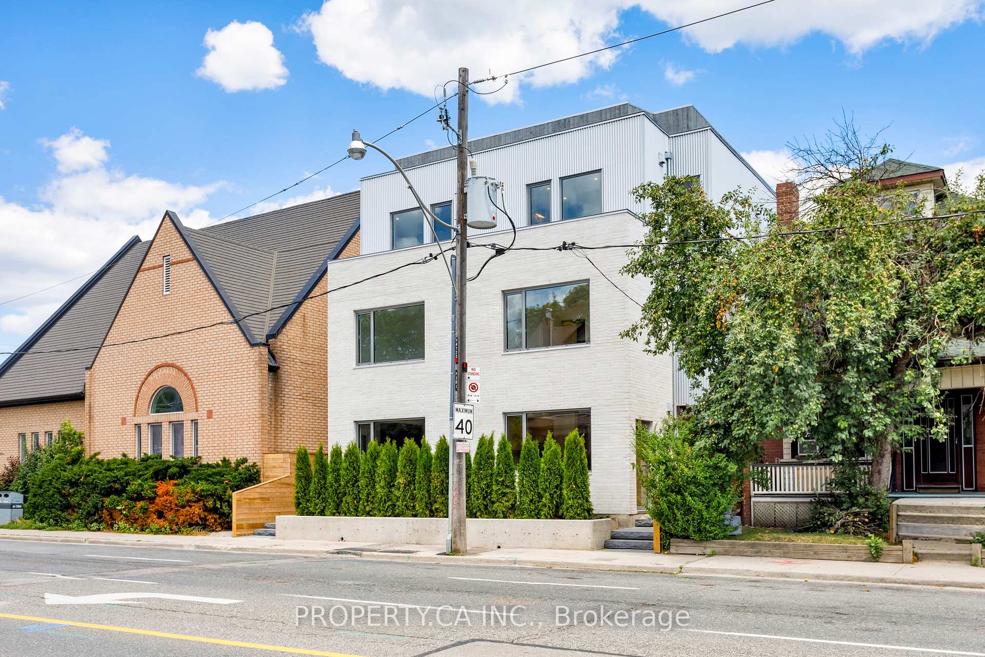 301 Keele Street Unit #4, Toronto, ON M6P 2K5