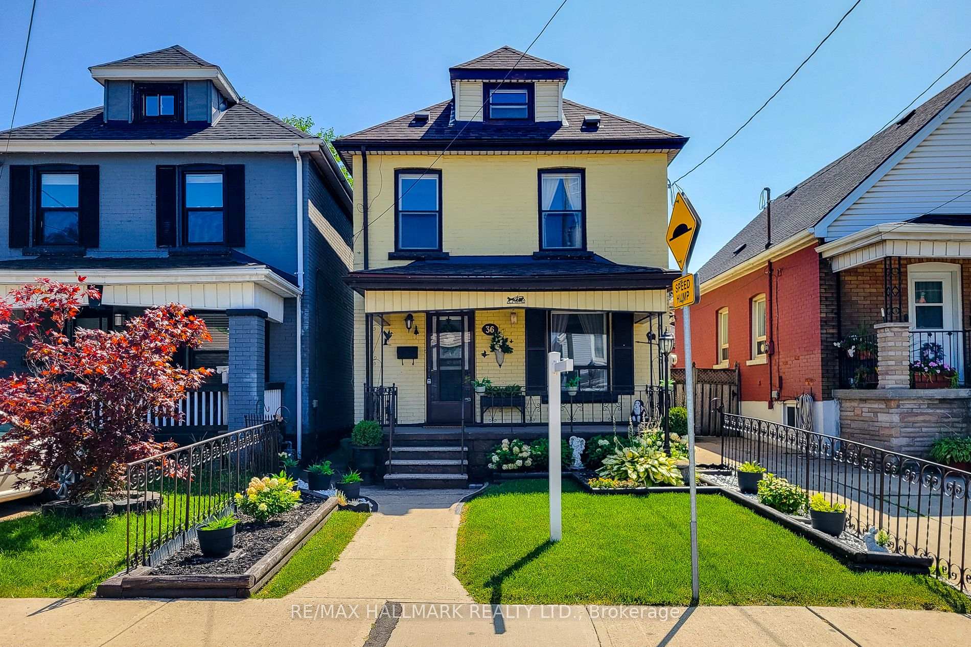 36 Dalkeith Avenue, Hamilton, ON L8L 3J2