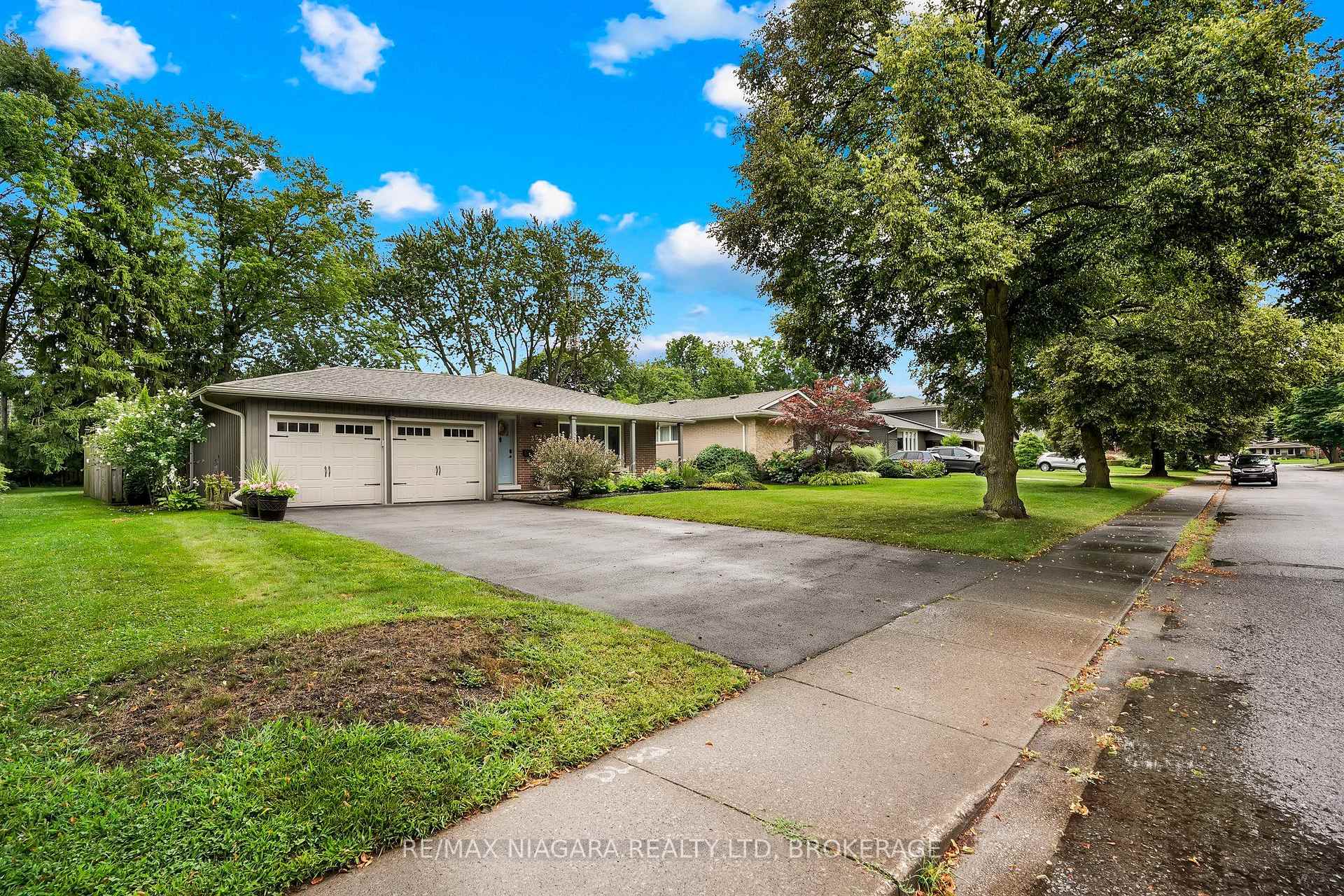 3528 Harvard Avenue, Niagara Falls, ON L2J 3C8