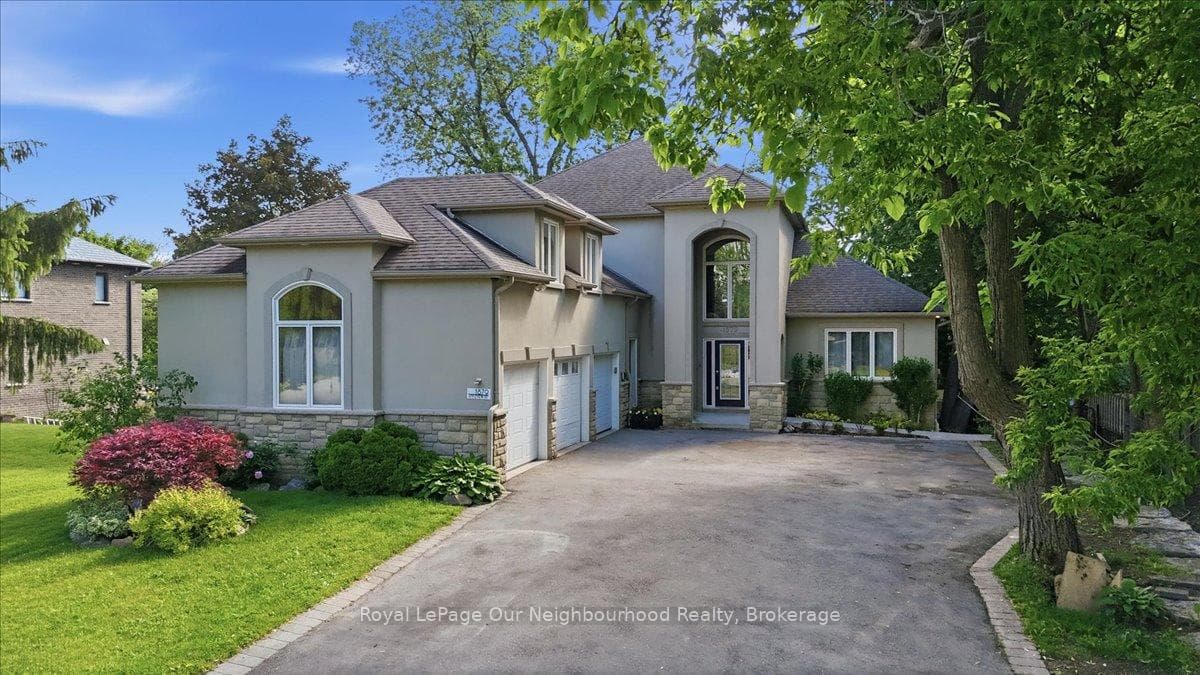 1879 Appleview Road, Pickering, ON L1V 1T7