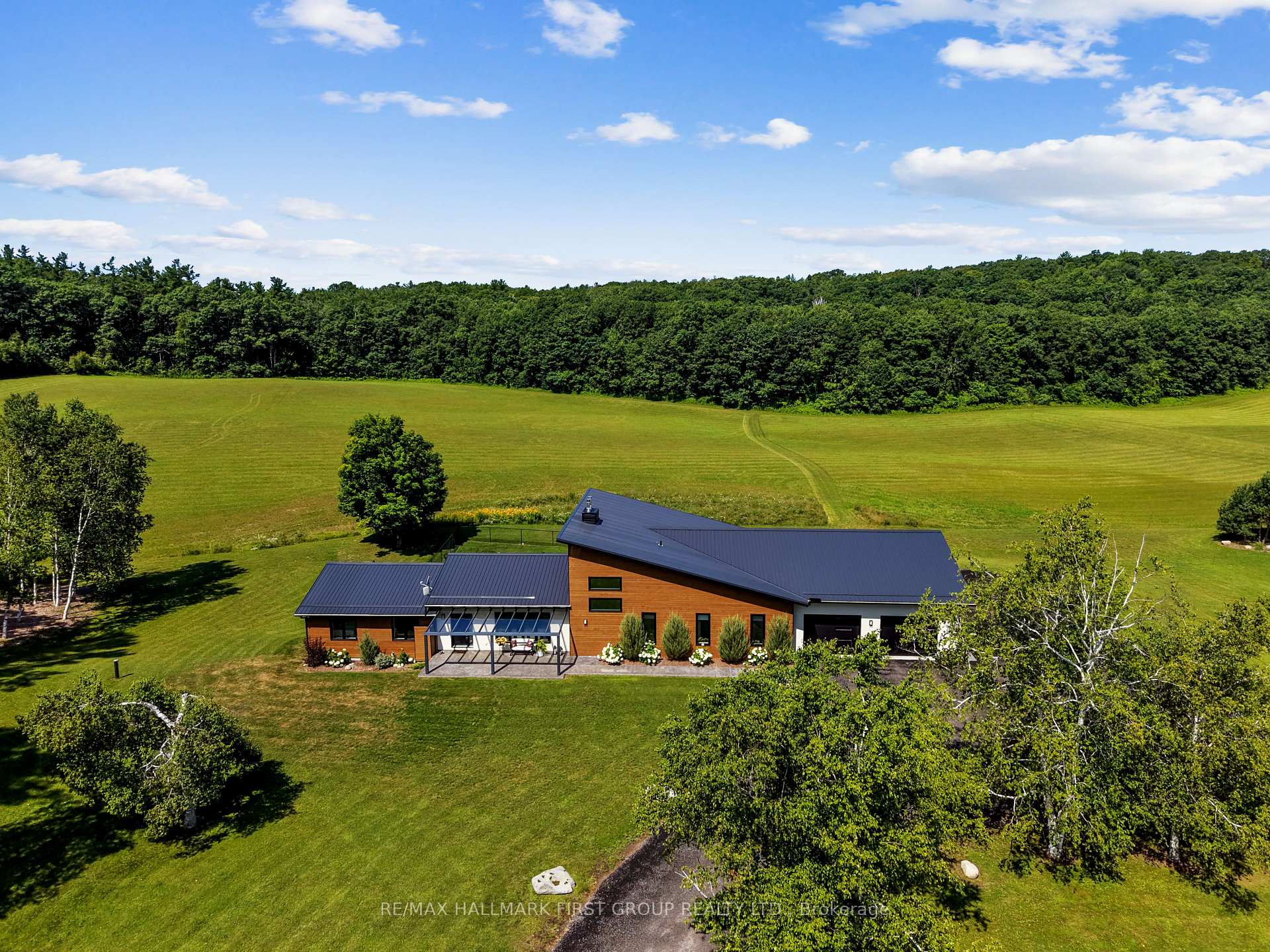 4566 Harwood Road, Hamilton Township, ON K0K 1C0