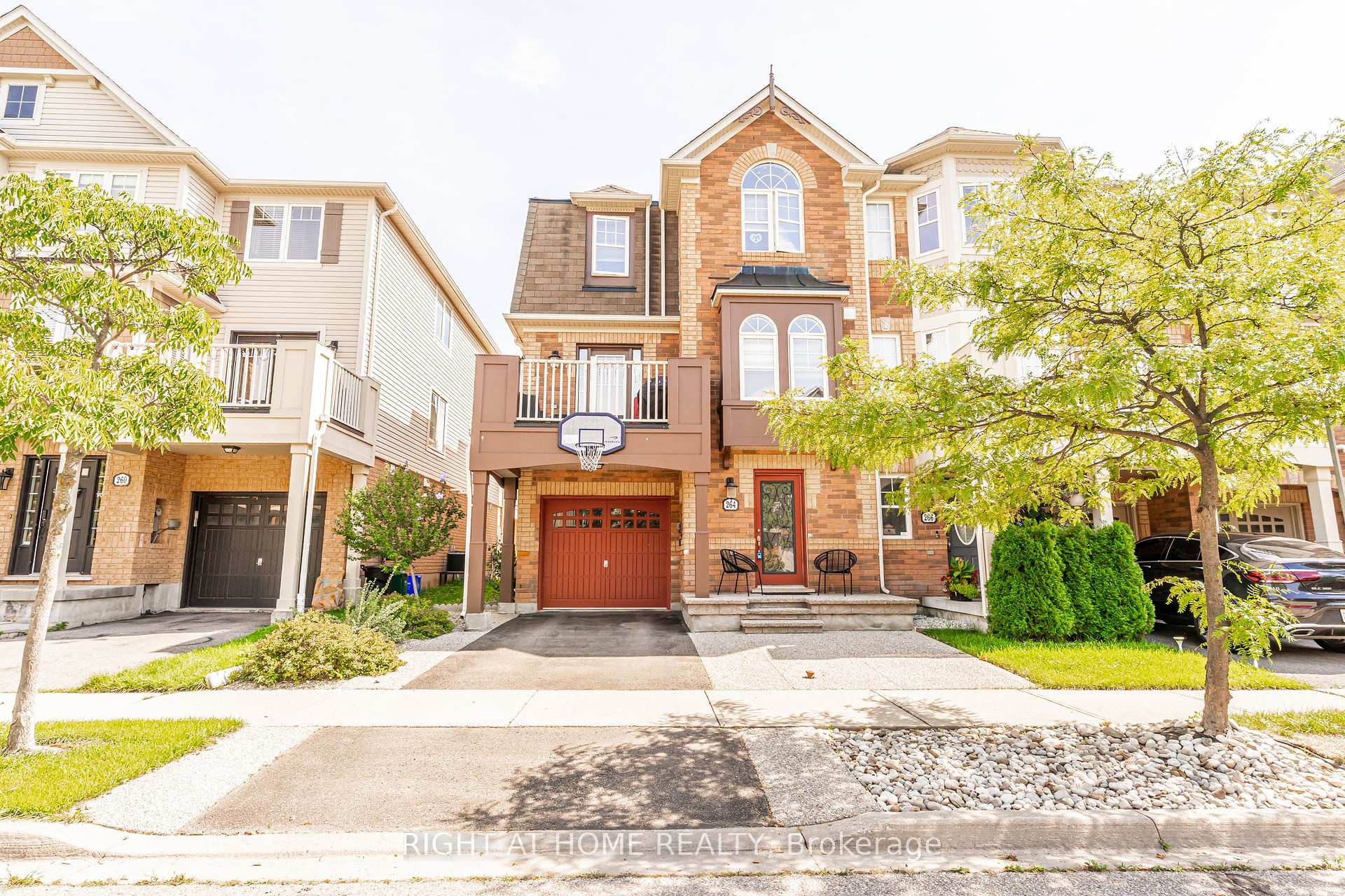 264 Wetenhall Landing, Milton, ON L9T 7B7