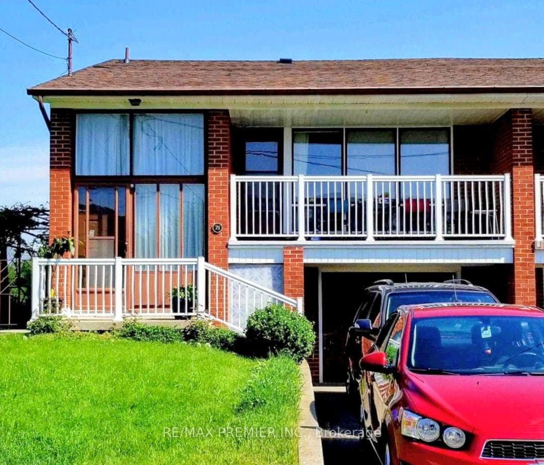 71 Sorlyn Avenue Lower, Toronto, ON M6L 1H7