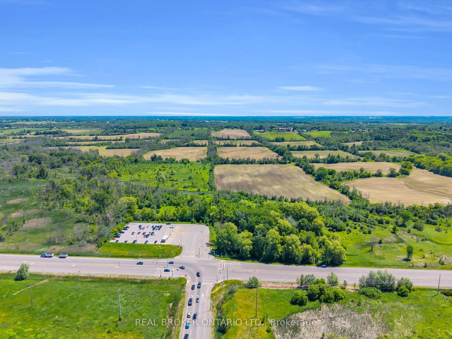 18 Ashwood Avenue, Georgina, ON L0E 1N0