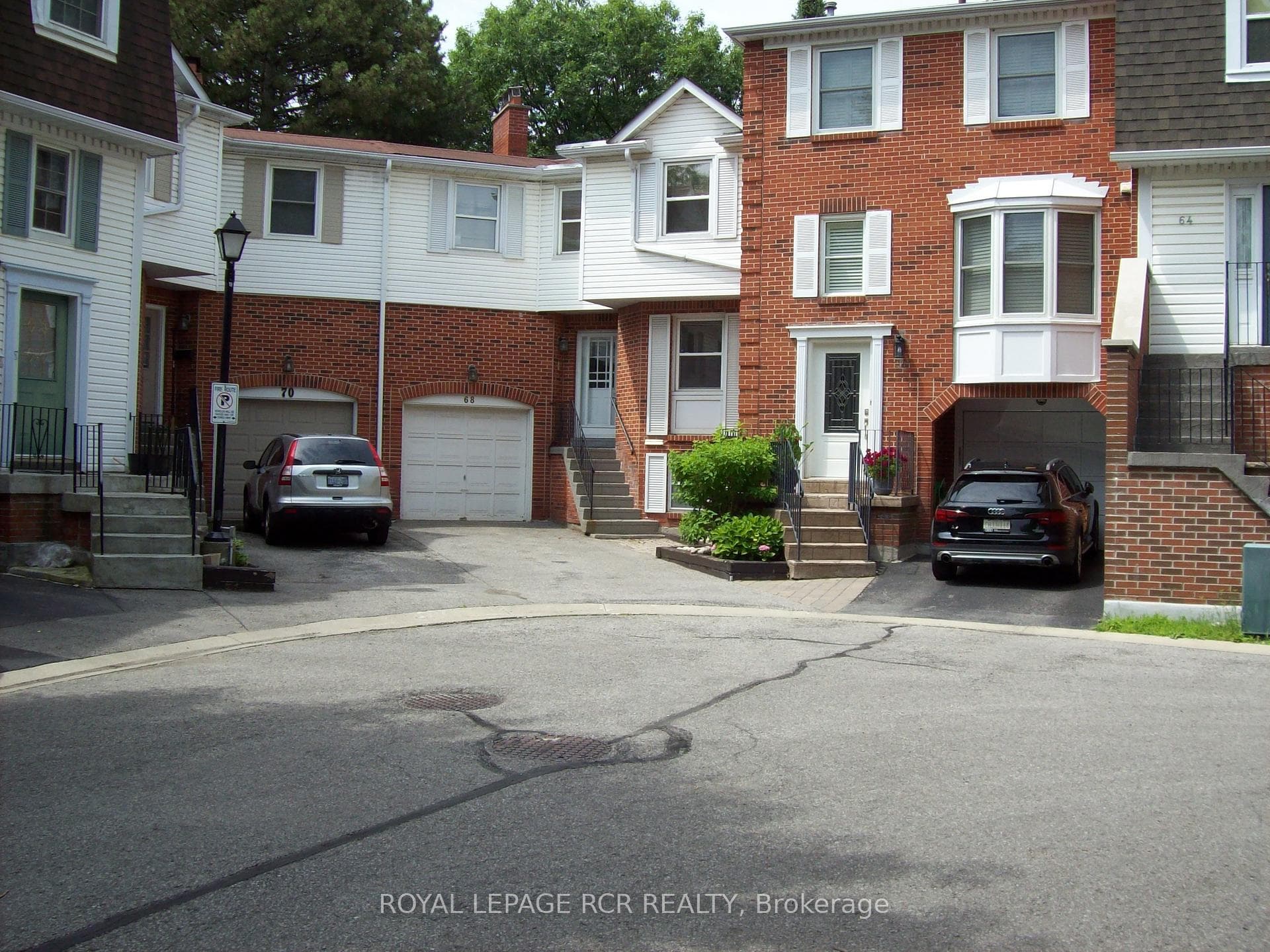 68 Confederation Way, Markham, ON L3T 5R5