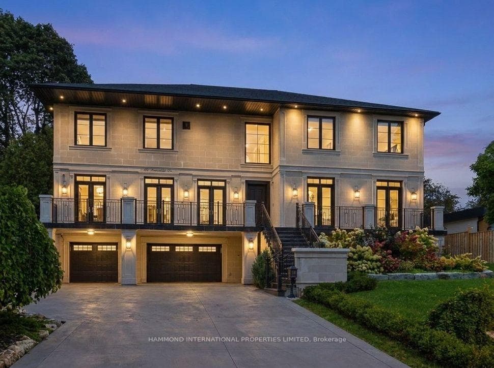 118 Laurentide Drive, Toronto, ON M3A 3E5