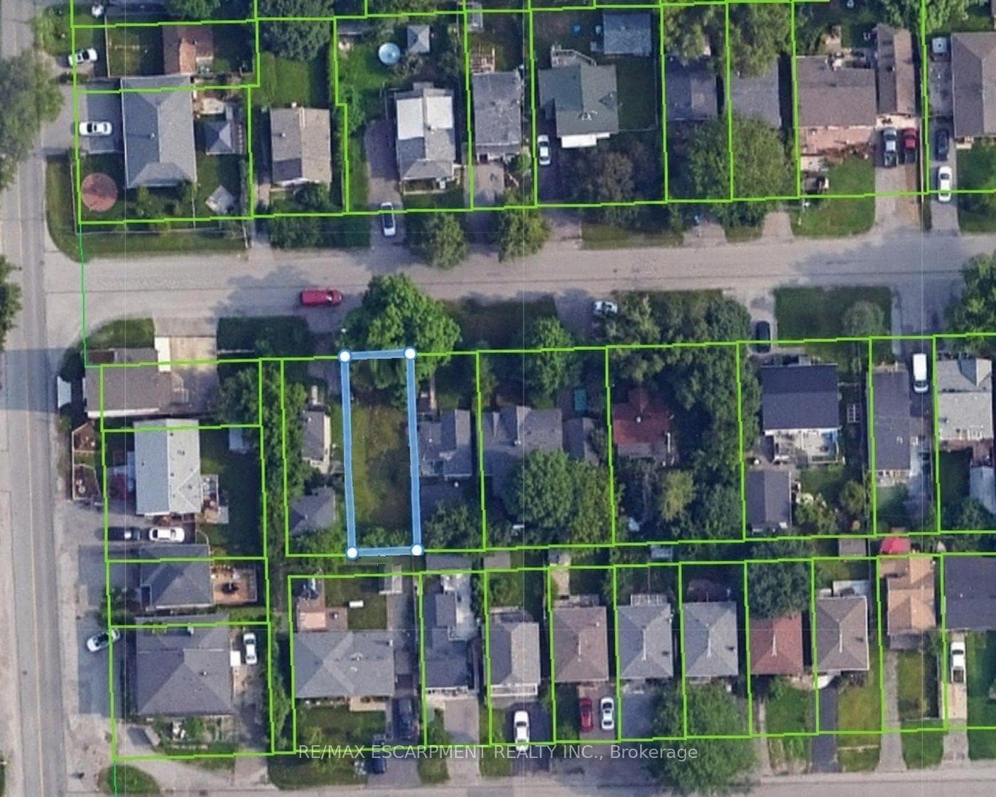 4 Grandview Drive, St. Catharines, ON L2M 1A8