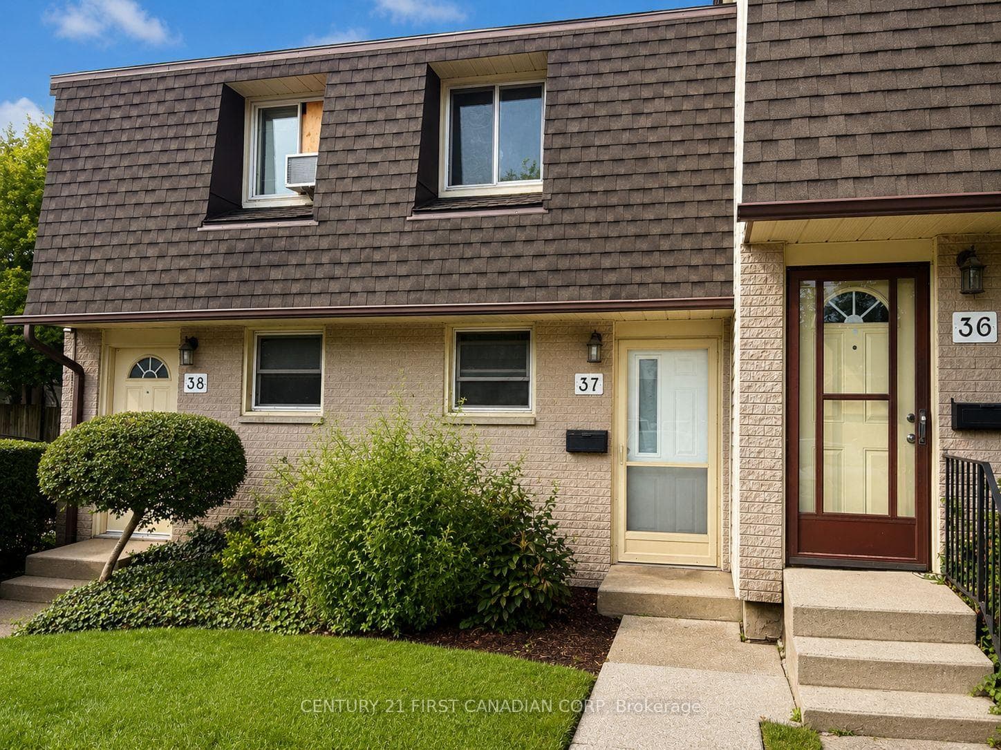 1919 Trafalgar Street 37, London East, ON N5V 1A1