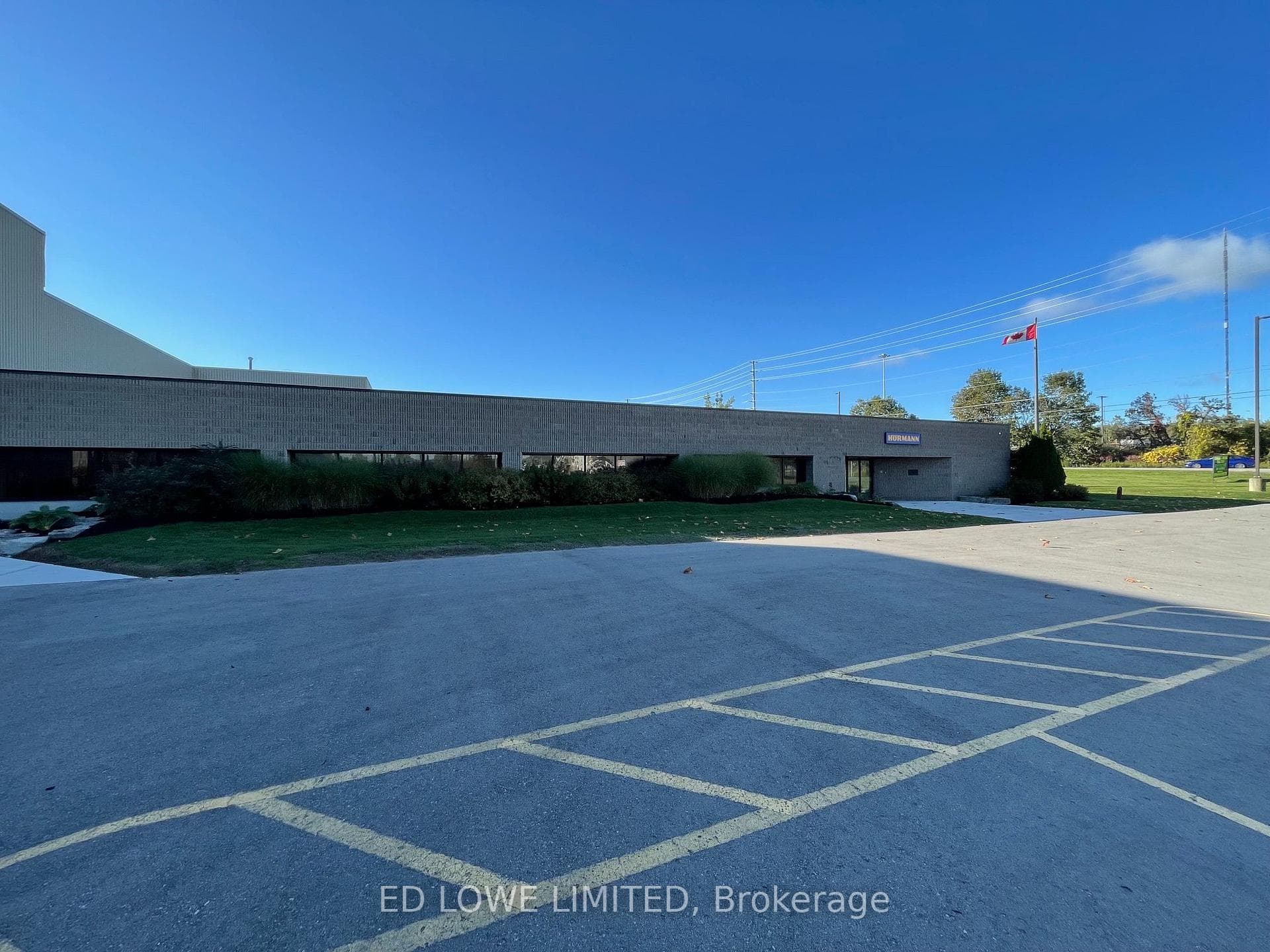 200 Fairview Road Bays 31,32,39, Barrie, ON L4N 8X8