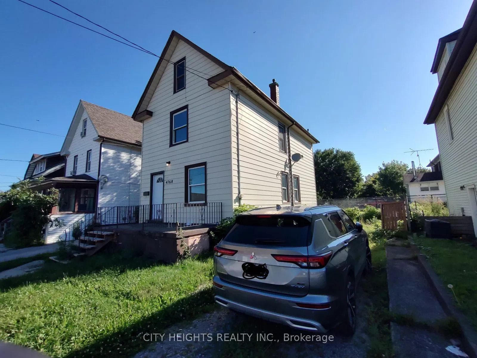 4768 Saint Lawrence Avenue, Niagara Falls, ON L2E 3X9