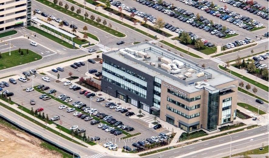 3075 hospital Gate, Oakville, ON L6M 1M1
