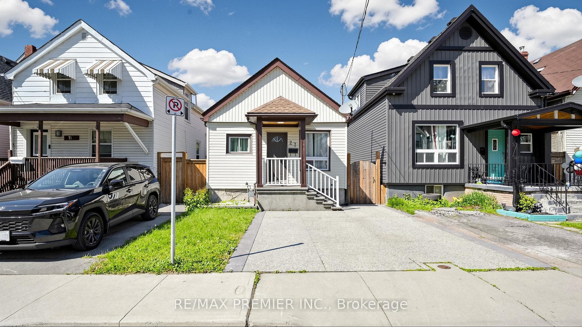 27 Cambridge Avenue, Hamilton, ON L8H 1T4
