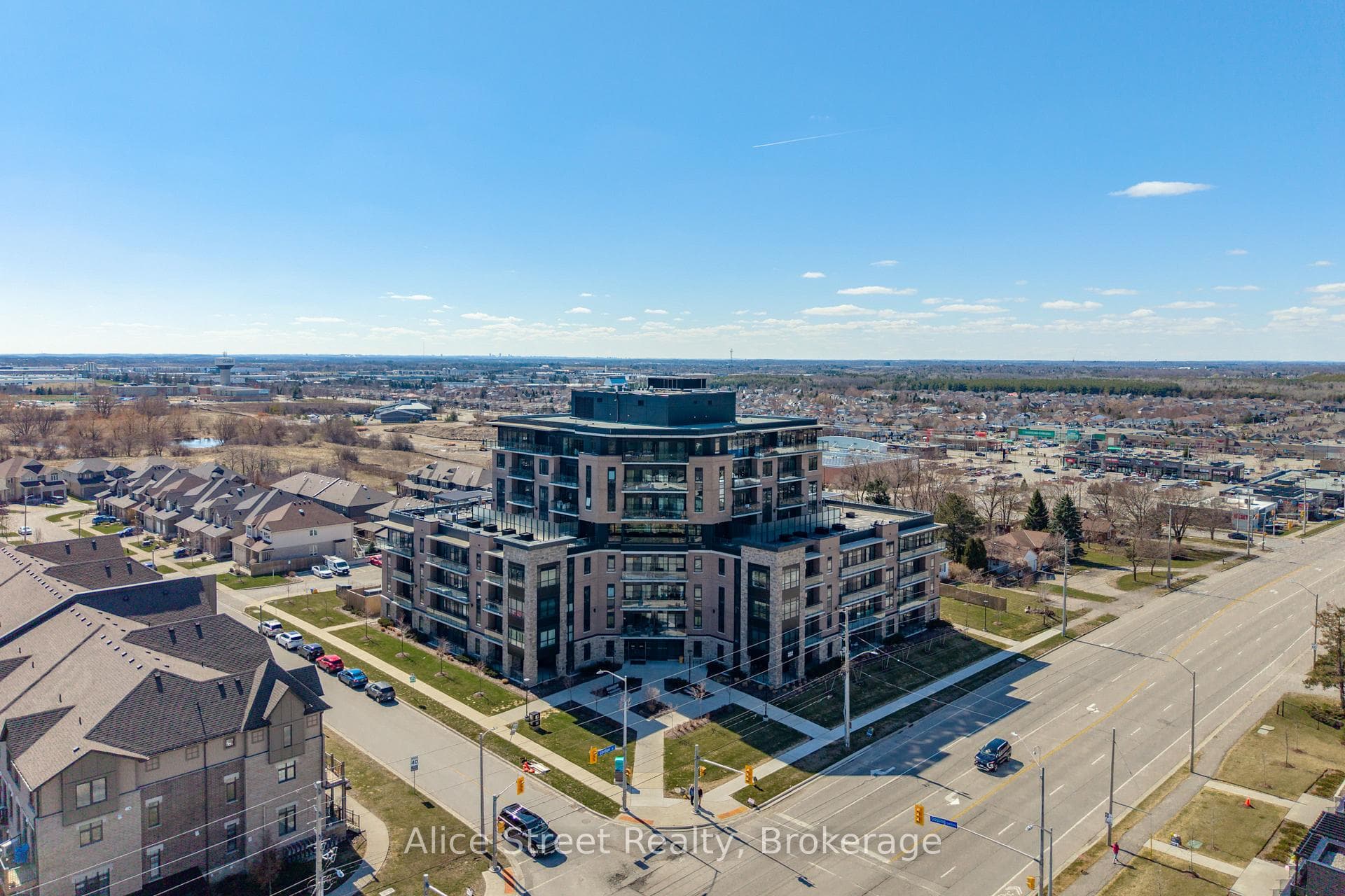 332 Gosling Gardens, Guelph Gardens 202, Guelph, ON N1L 0P8