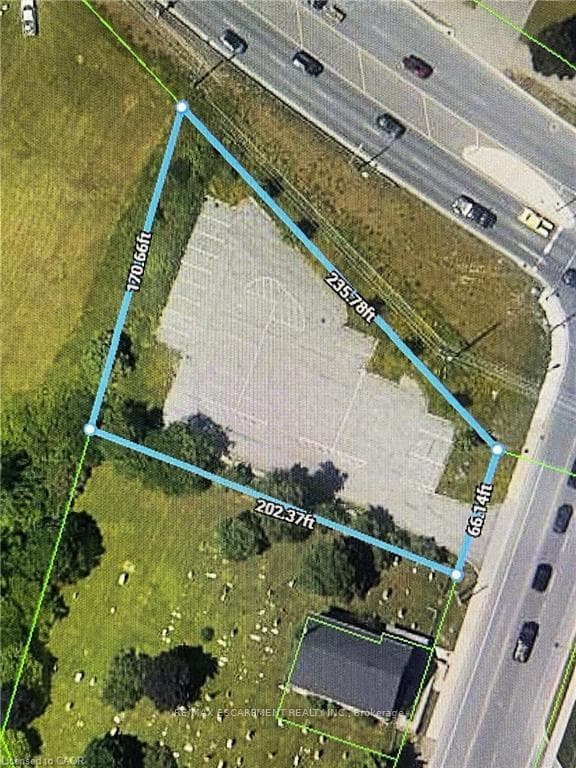 4 Trinity Church Road, Hamilton, ON L8W 3S2