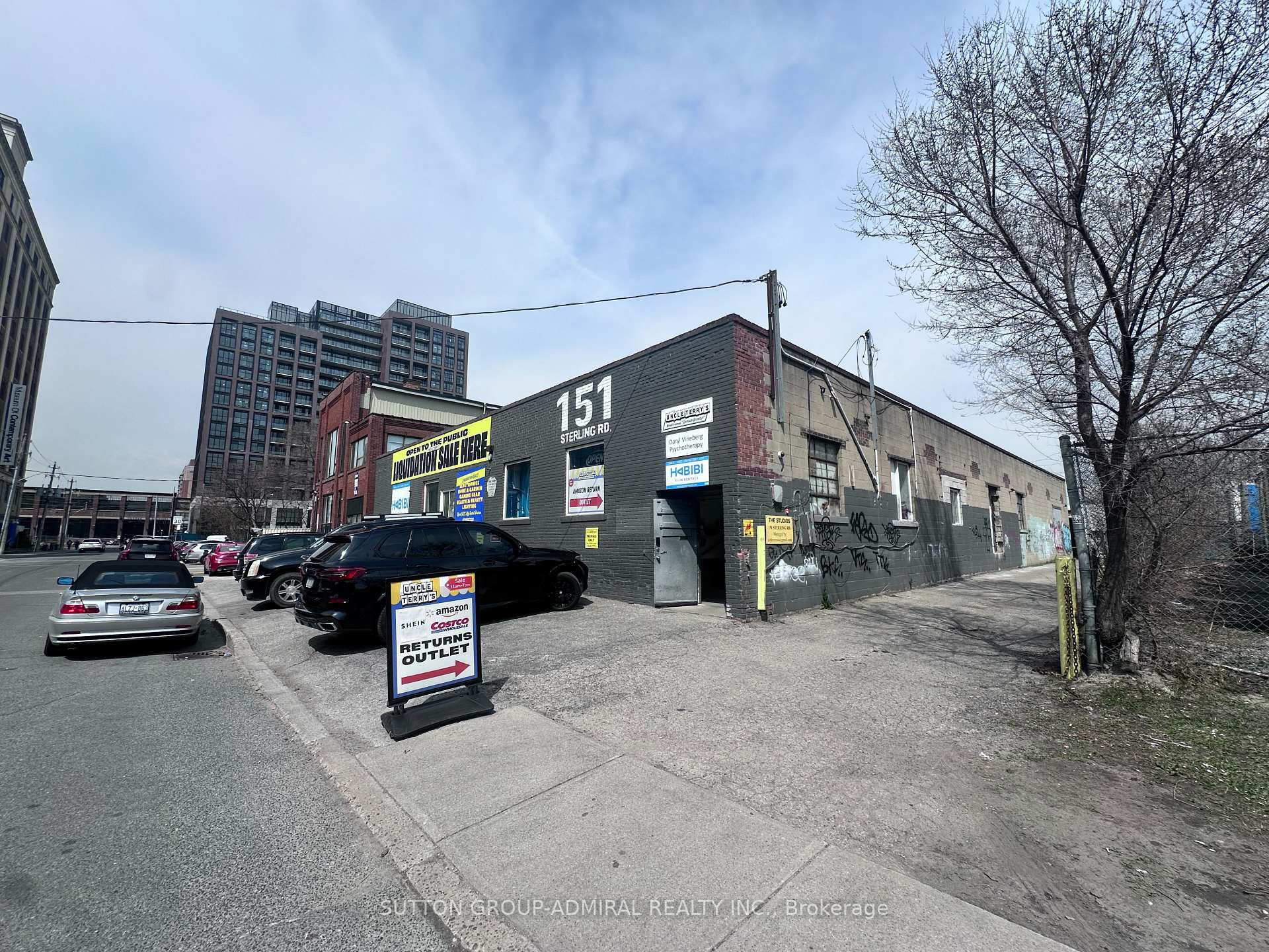 151 Sterling Road Studio 6, Toronto, ON M6R 2B2