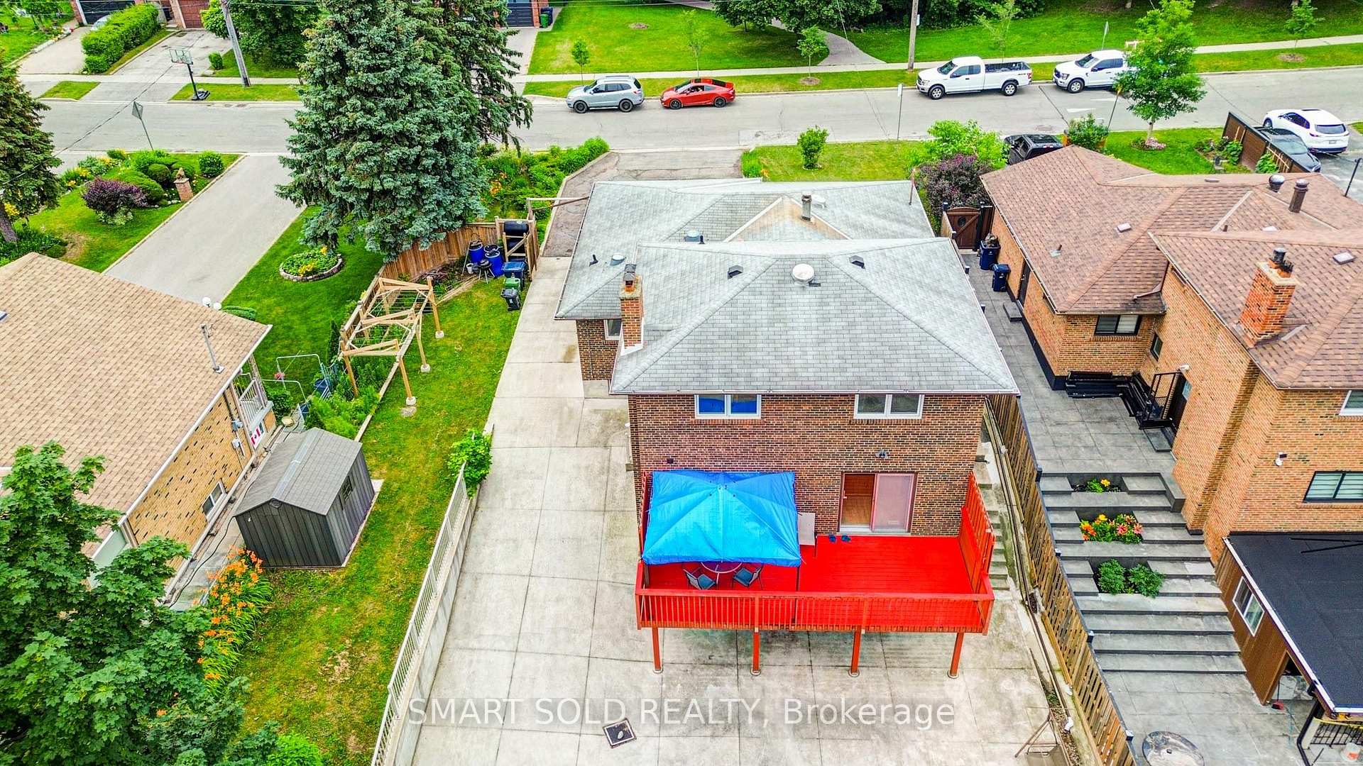 56 Gatesview Avenue, Toronto, ON M1J 3G5