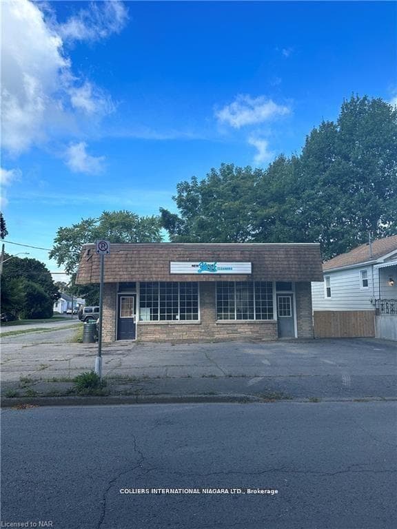 179 York Street, St. Catharines, ON L2R 6G3