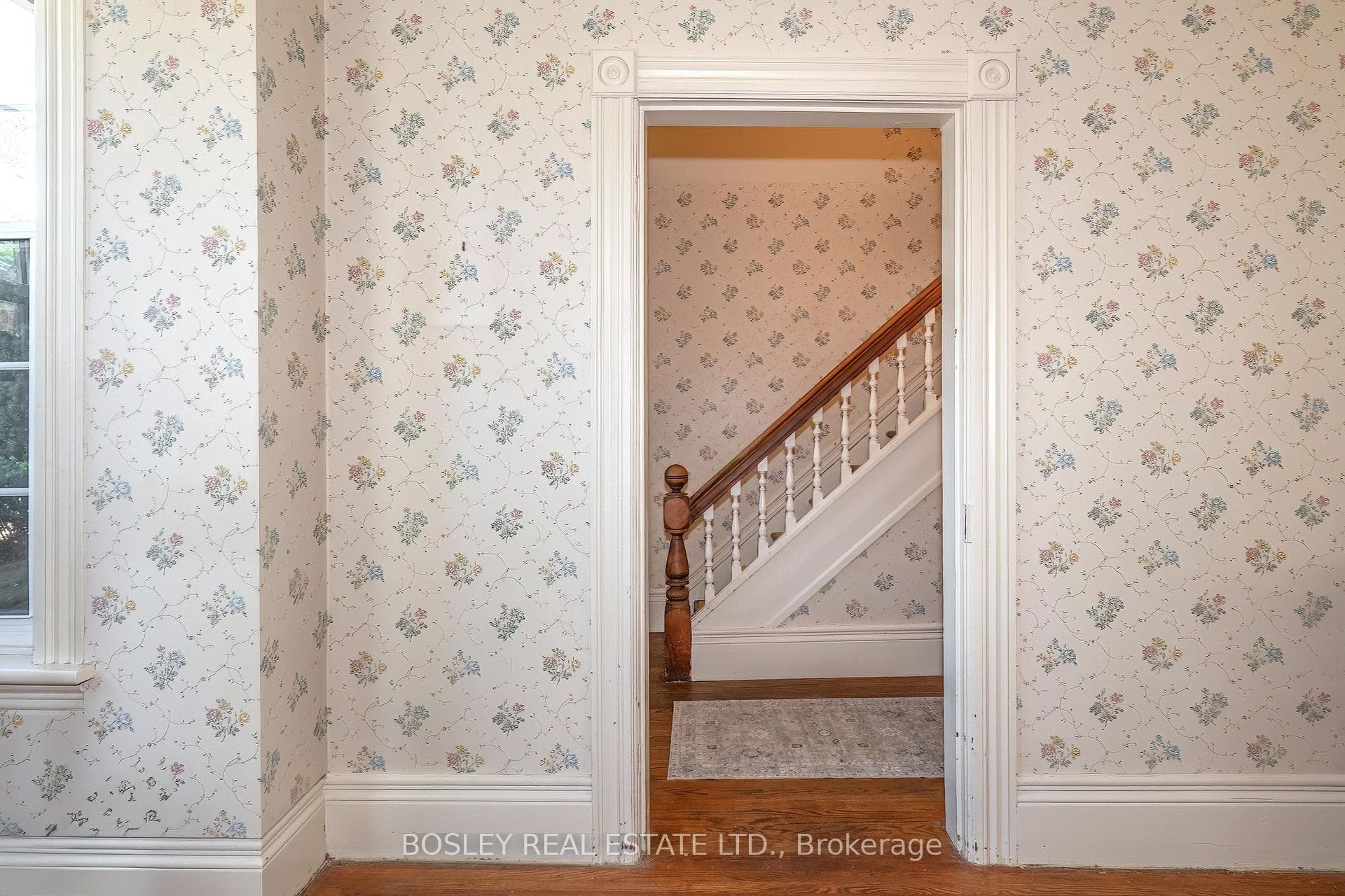 71 King Street, Toronto, ON M9N 1L4