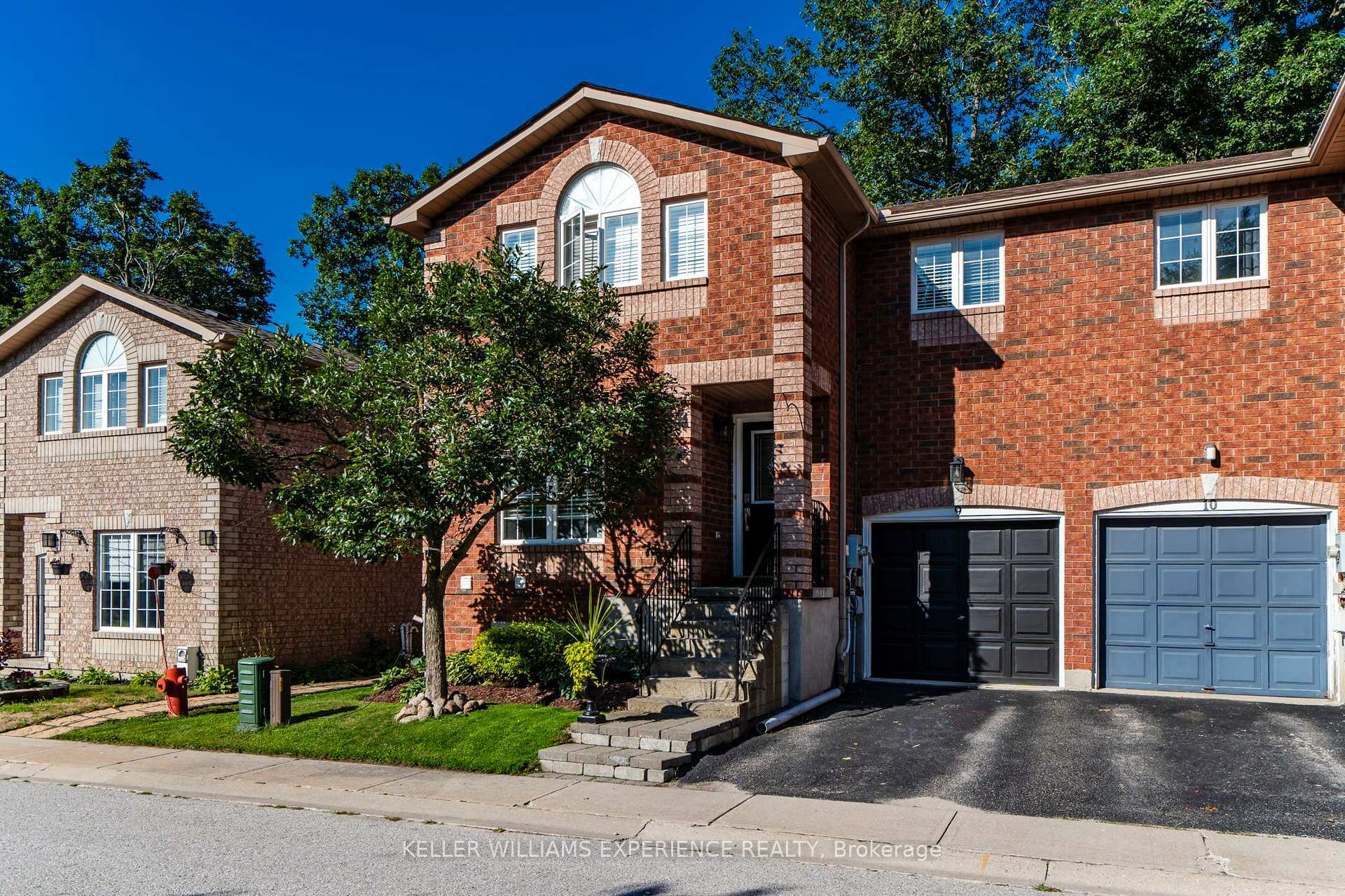 38 Kenwell Crescent 9, Barrie, ON L4N 0Z6