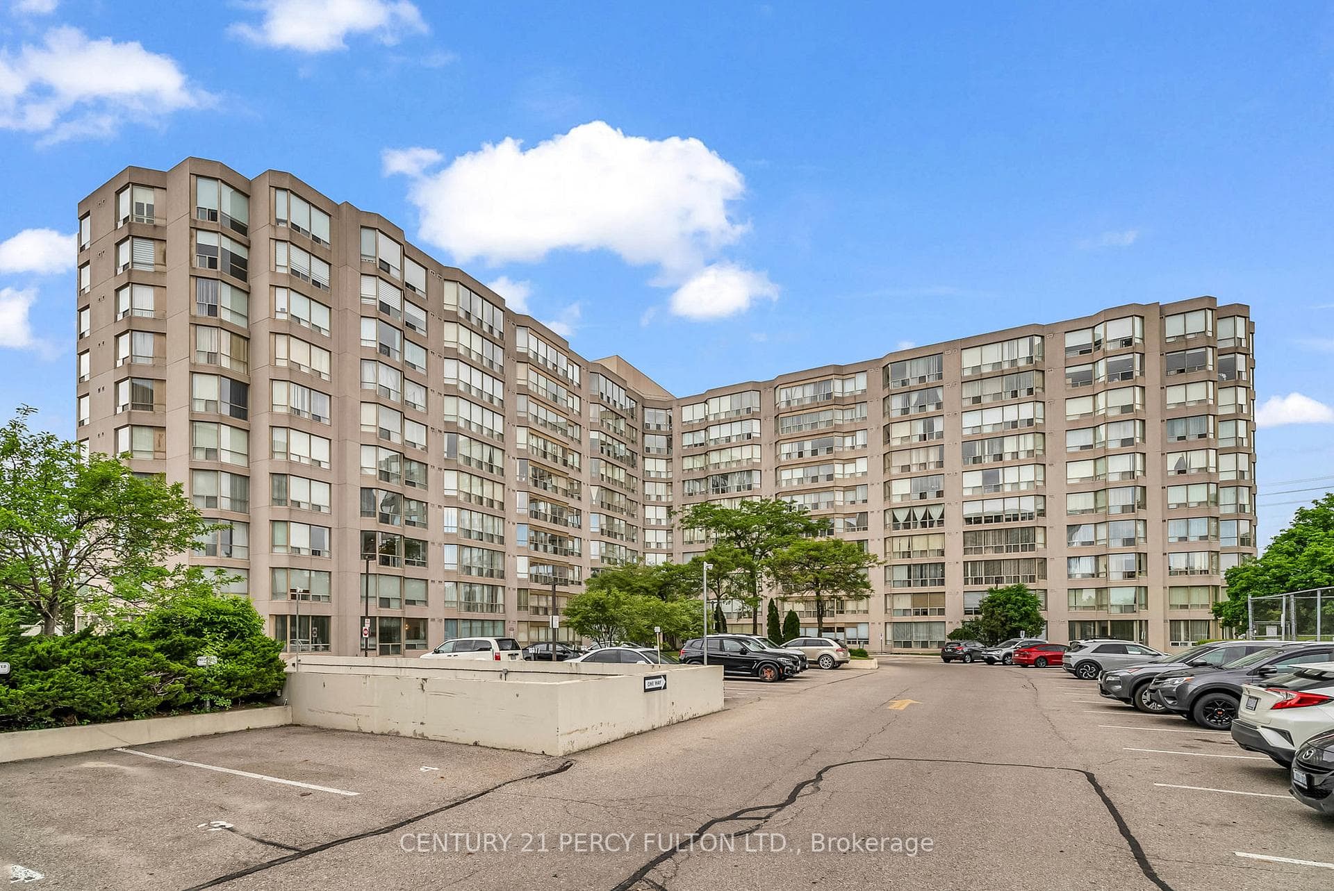 309 Major Mackenzie Avenue 611, Richmond Hill, ON L4V 9Y5